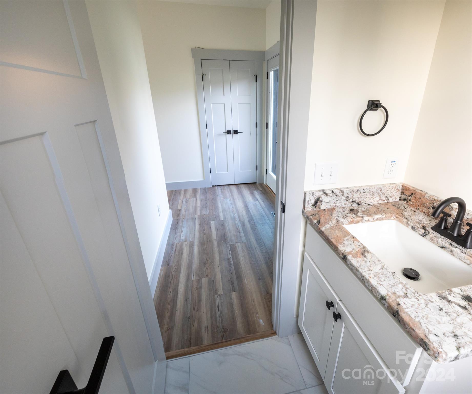 71 Oakley Road Property Photo 13