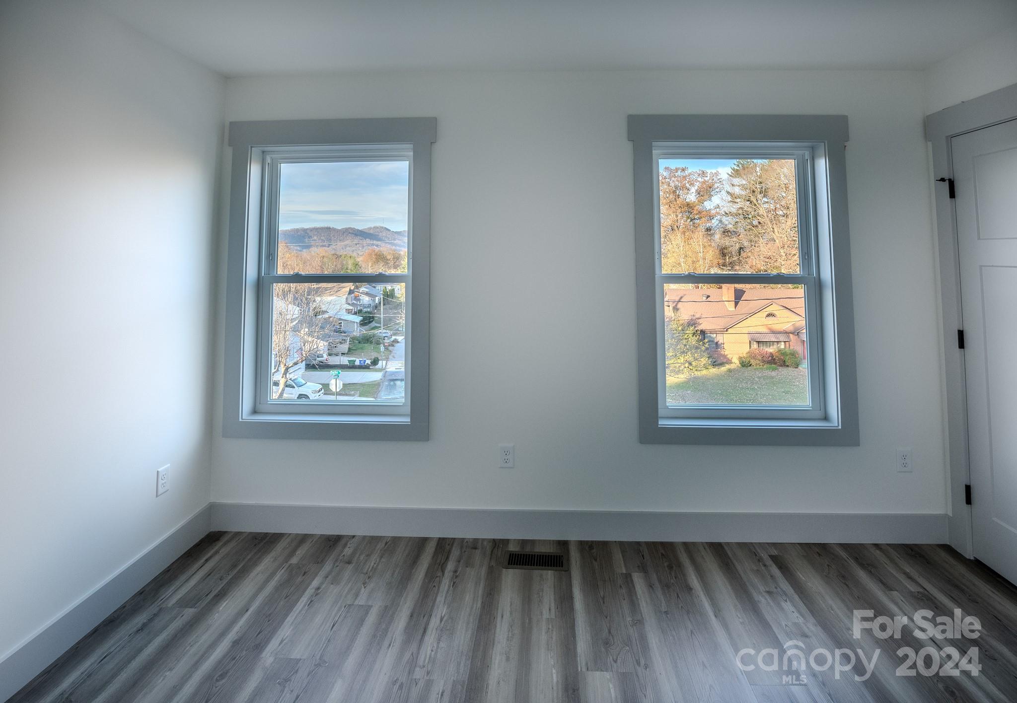 71 Oakley Road Property Photo 22