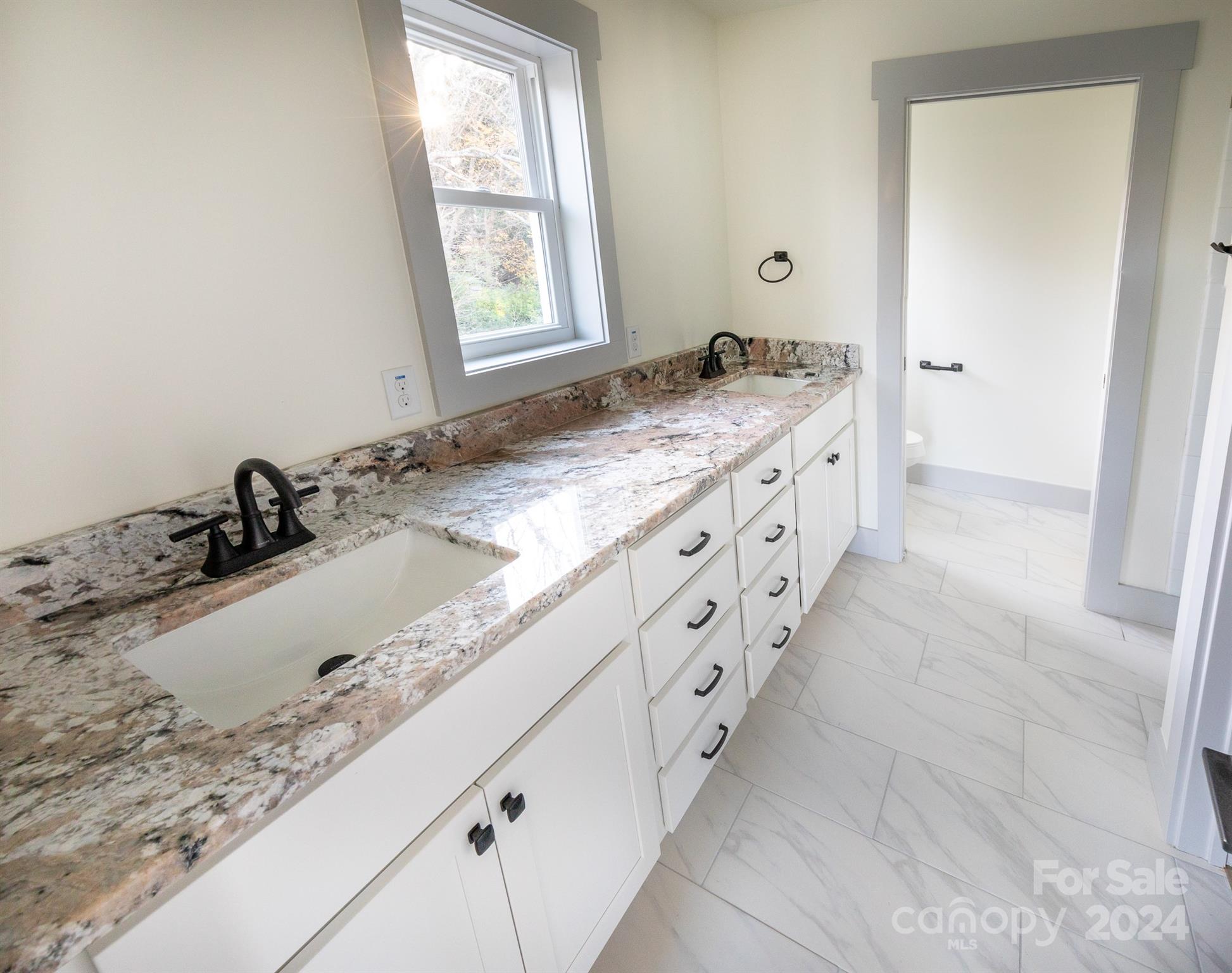 71 Oakley Road Property Photo 26