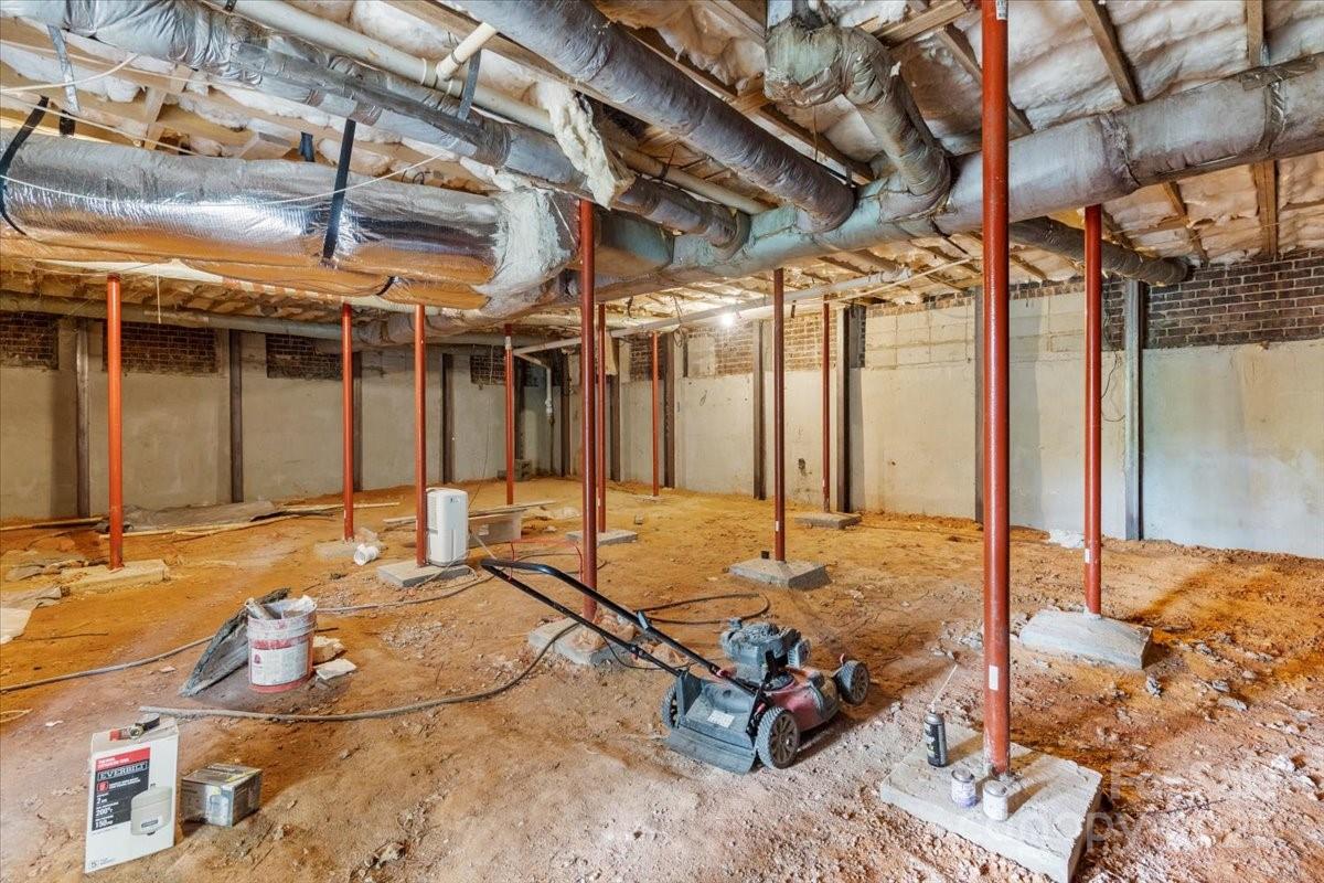 958 Sherwood Circle Property Photo 22