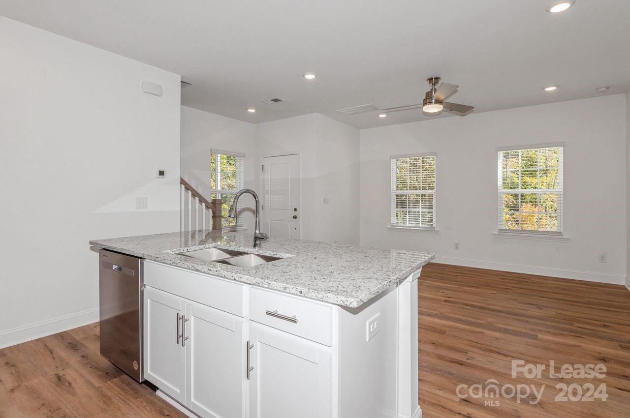 4005 Crooked Spruce Court Property Photo 8
