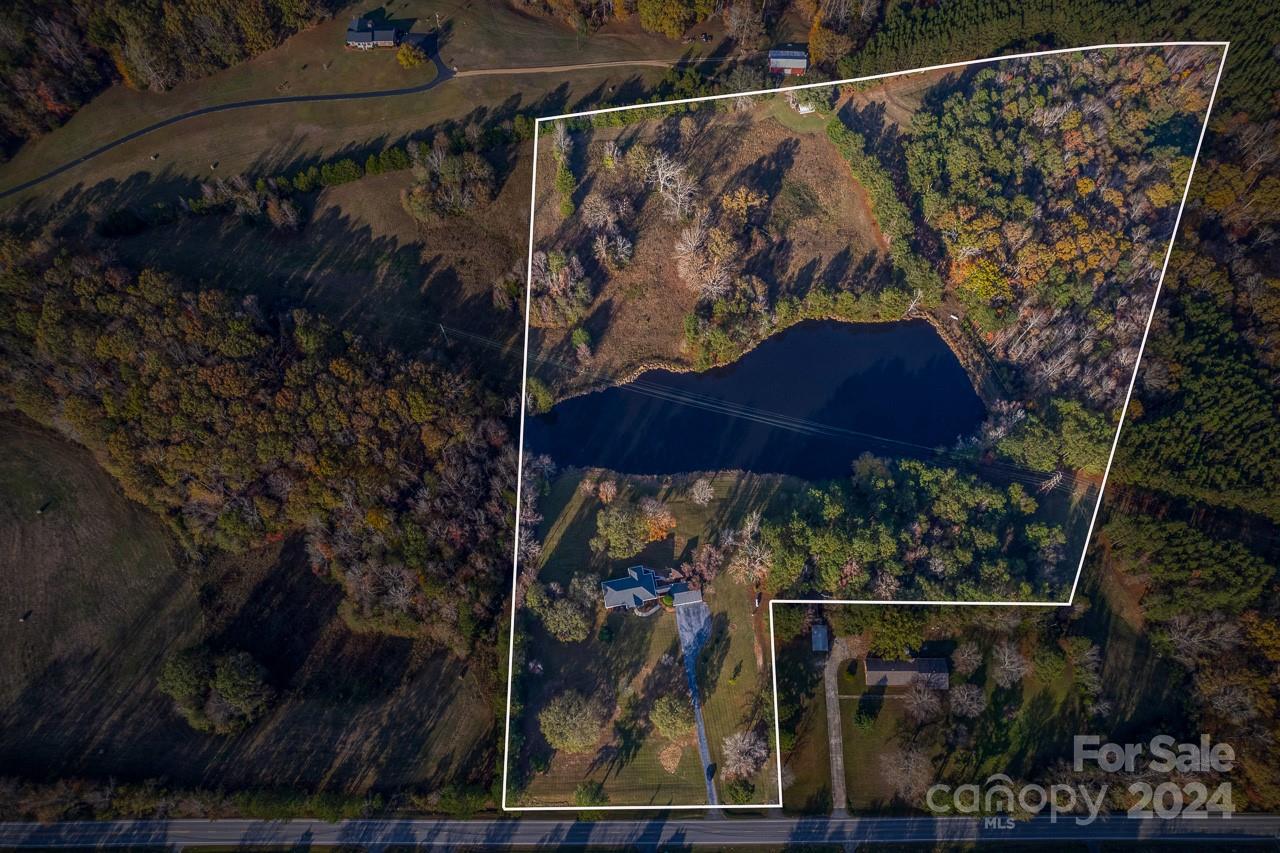 4211 Jonesville Lockhart Highway Property Photo 4