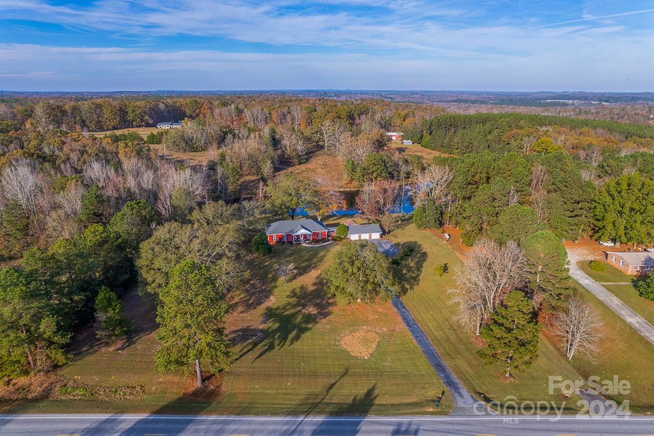 4211 Jonesville Lockhart Highway Property Photo 8