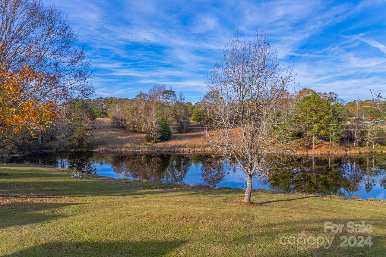 4211 Jonesville Lockhart Highway Property Photo 9