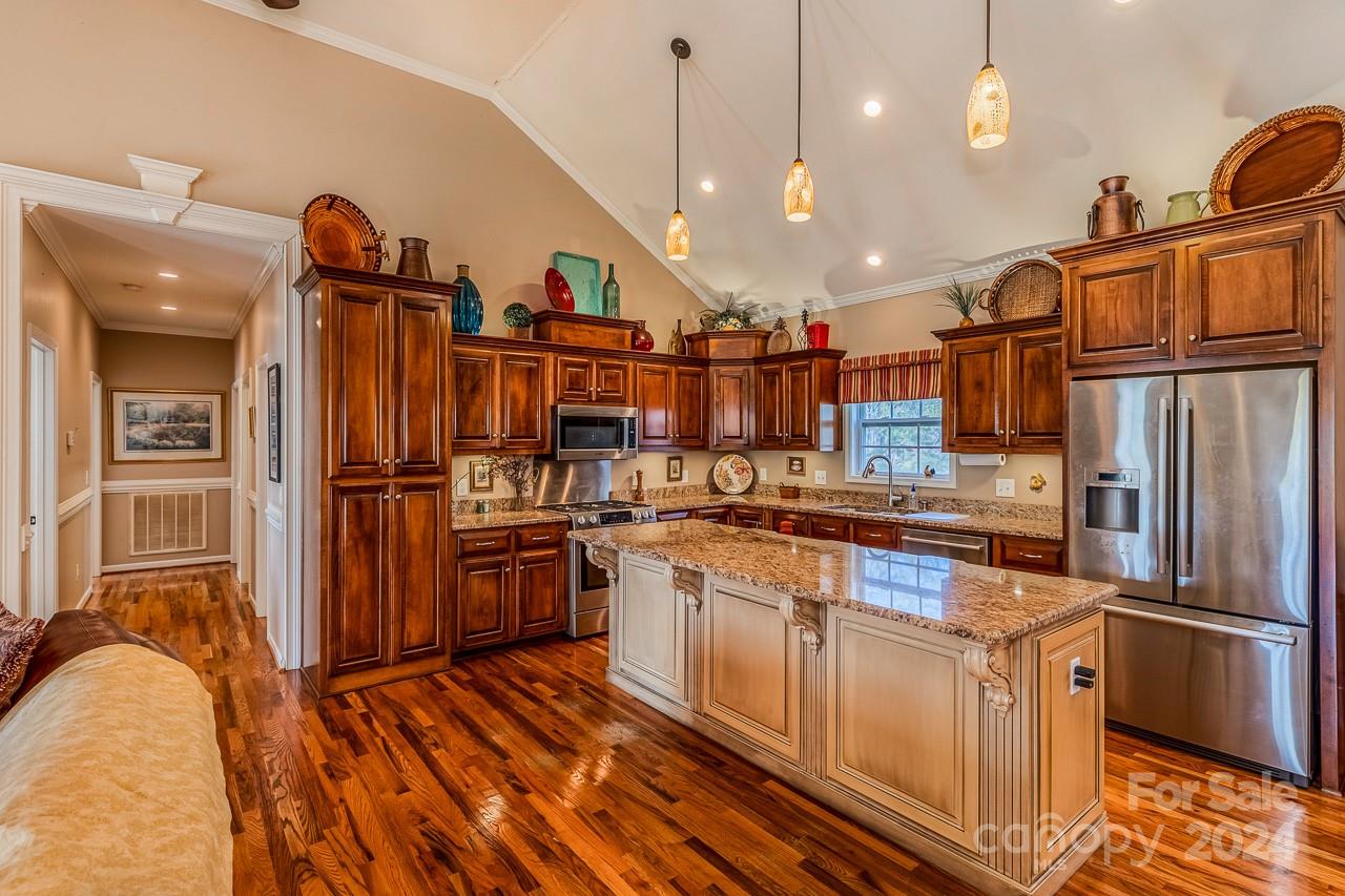 4211 Jonesville Lockhart Highway Property Photo 22