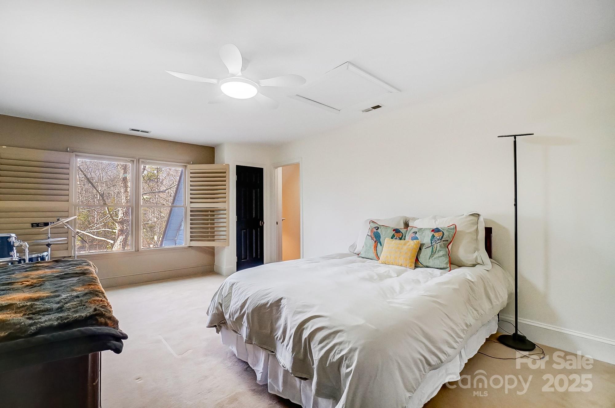 6610 Rolling Ridge Drive Property Photo 36