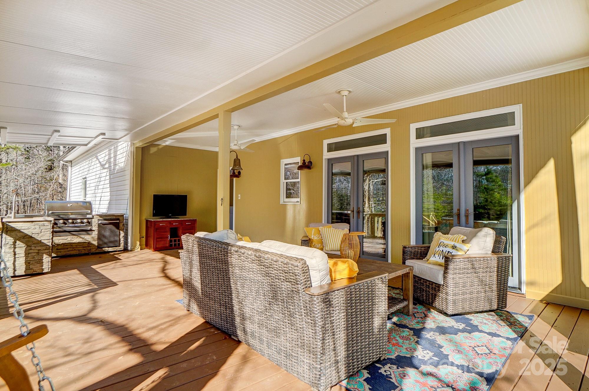 6610 Rolling Ridge Drive Property Photo 40