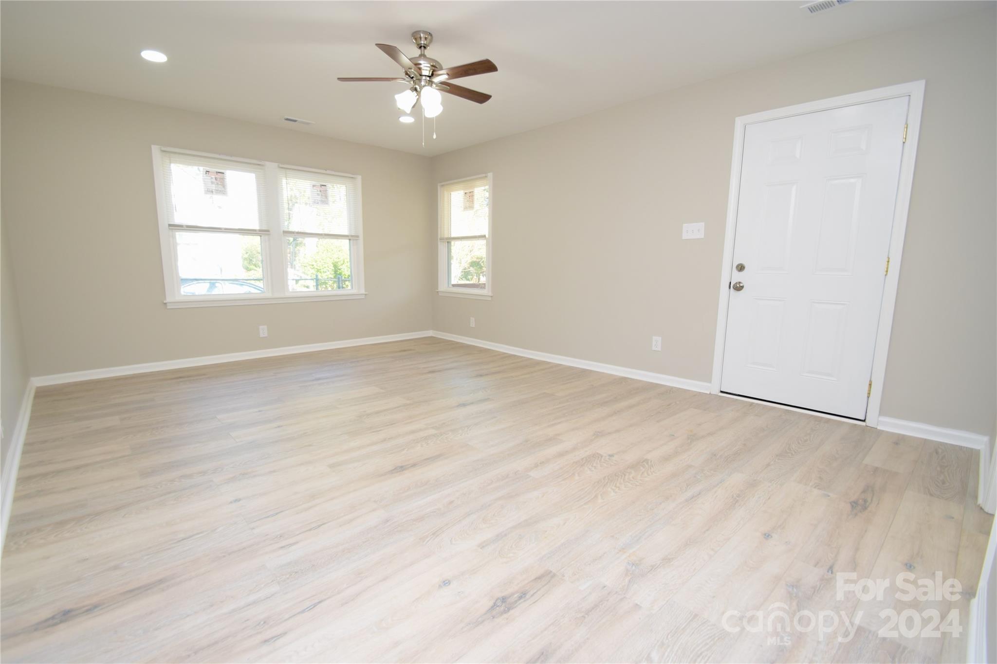 403 N Ransom Street Property Photo 4