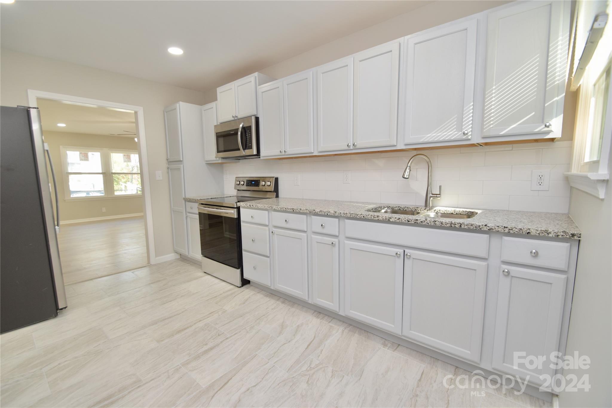 403 N Ransom Street Property Photo 7