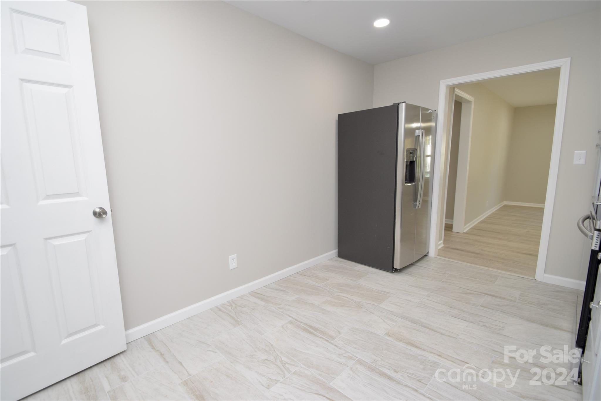 403 N Ransom Street Property Photo 8