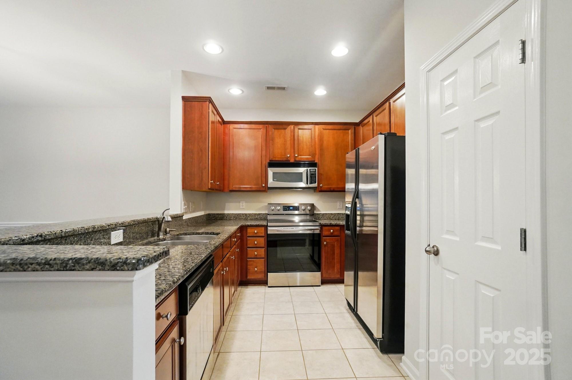 310 Rose Garden Court Property Photo 4