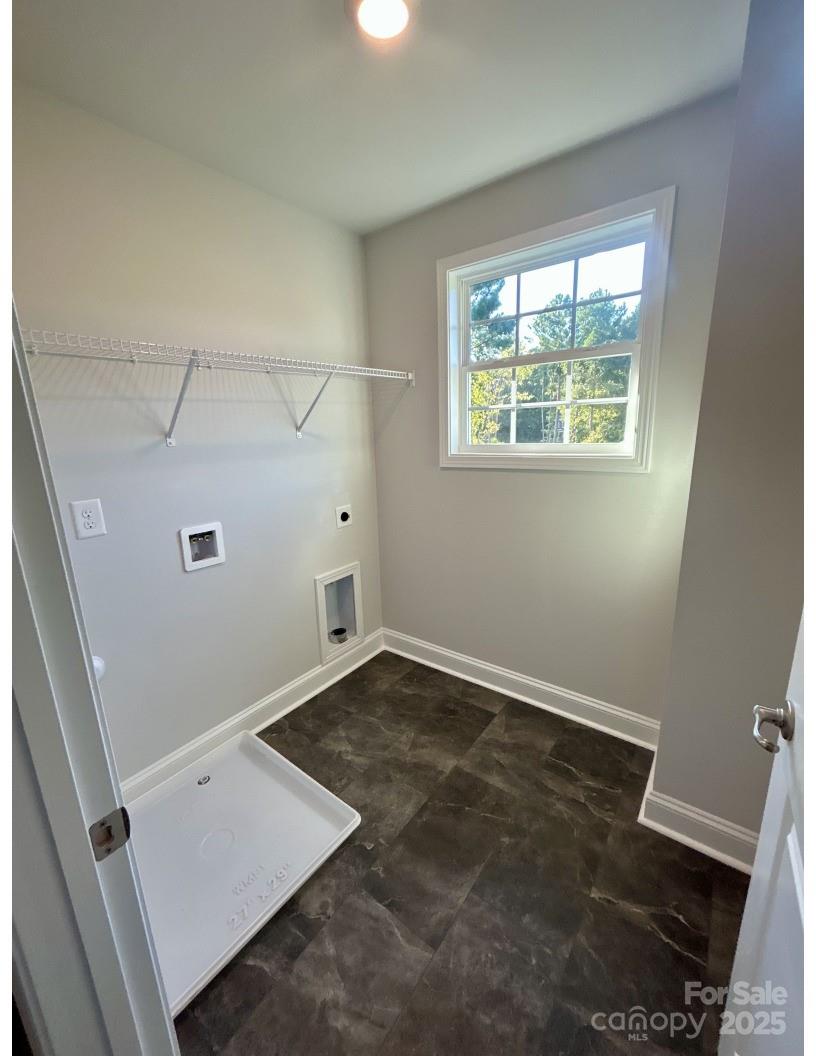 200 Fostoria Place 78a Property Photo 7