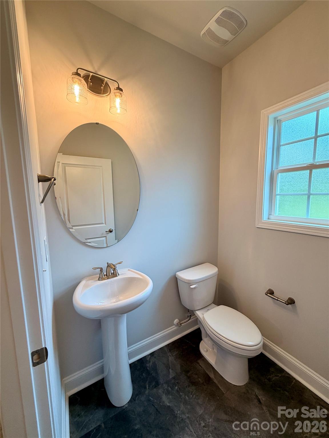200 Fostoria Place 78a Property Photo 10