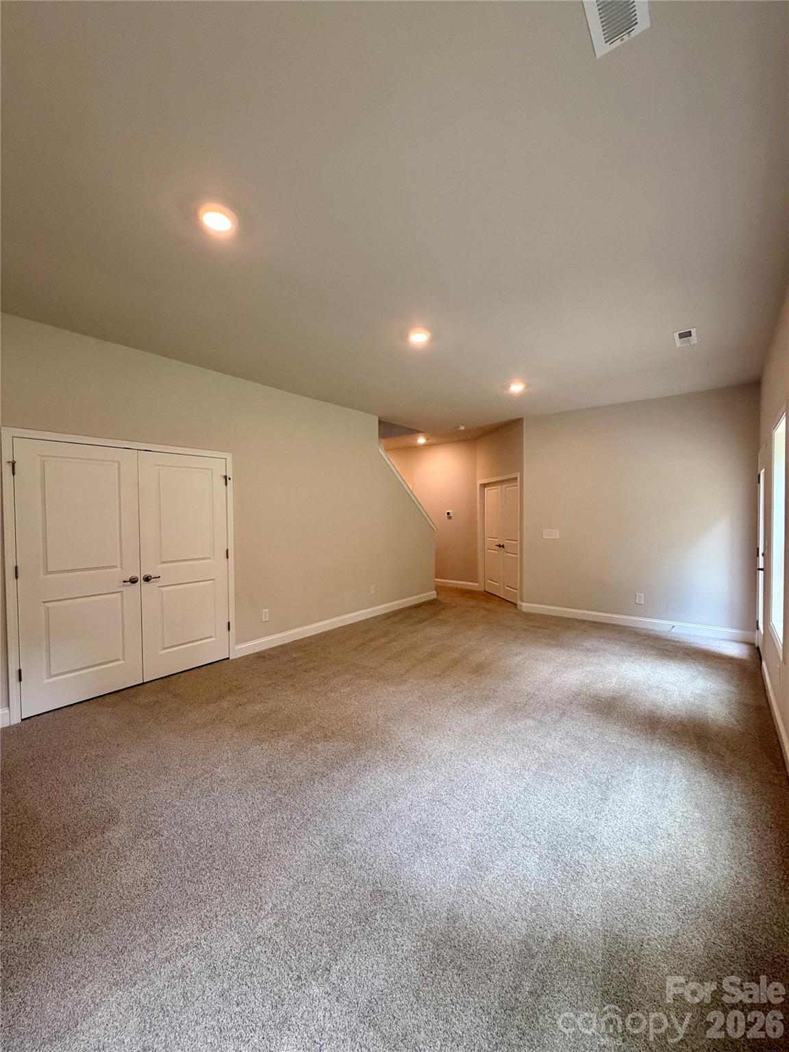 200 Fostoria Place 78a Property Photo 13