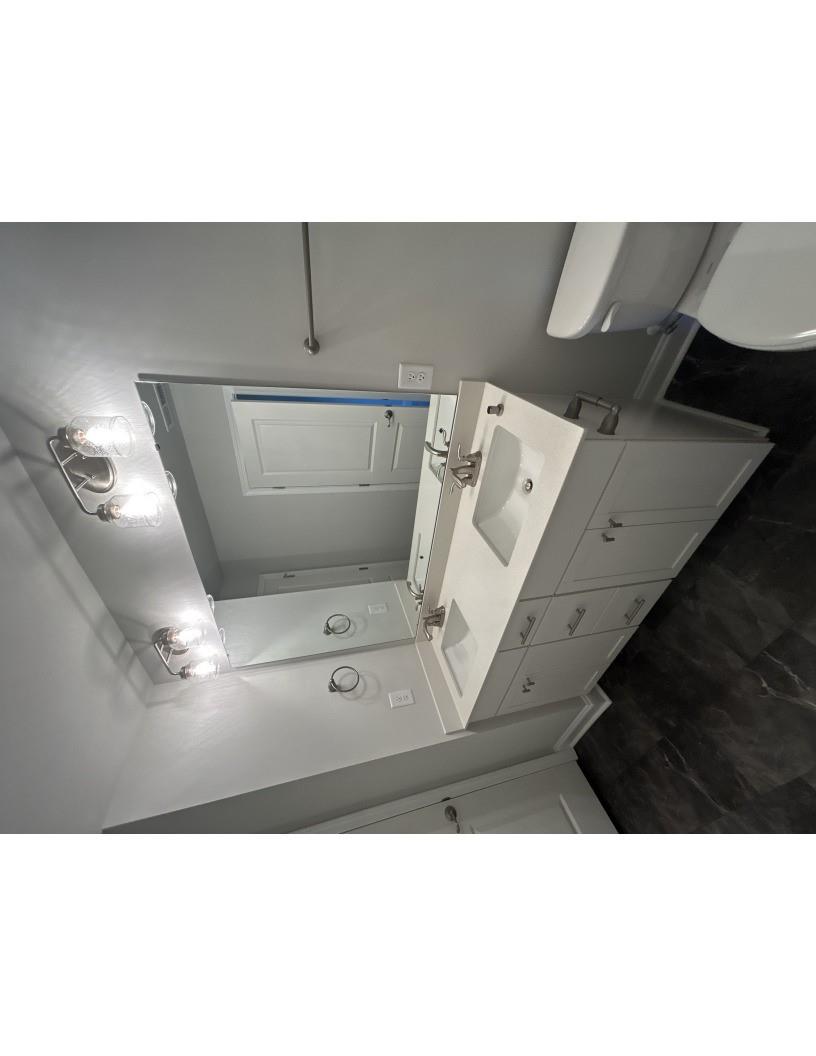 200 Fostoria Place 78a Property Photo 18