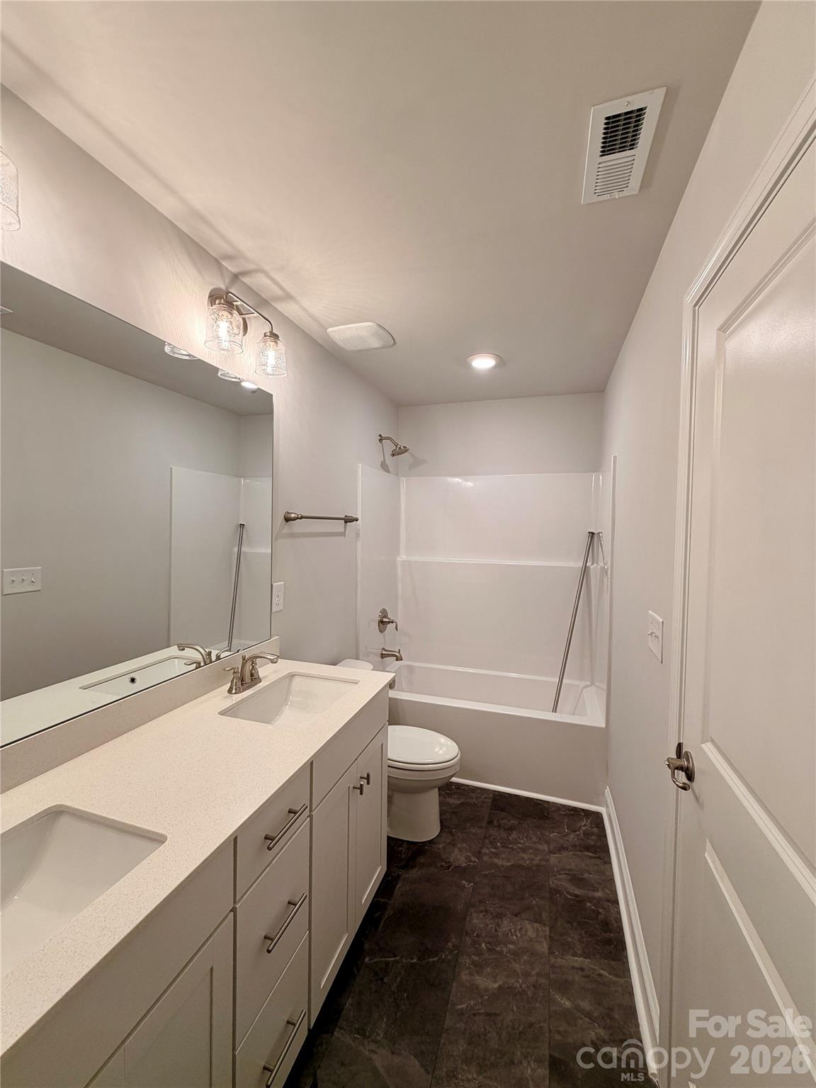 200 Fostoria Place 78a Property Photo 31