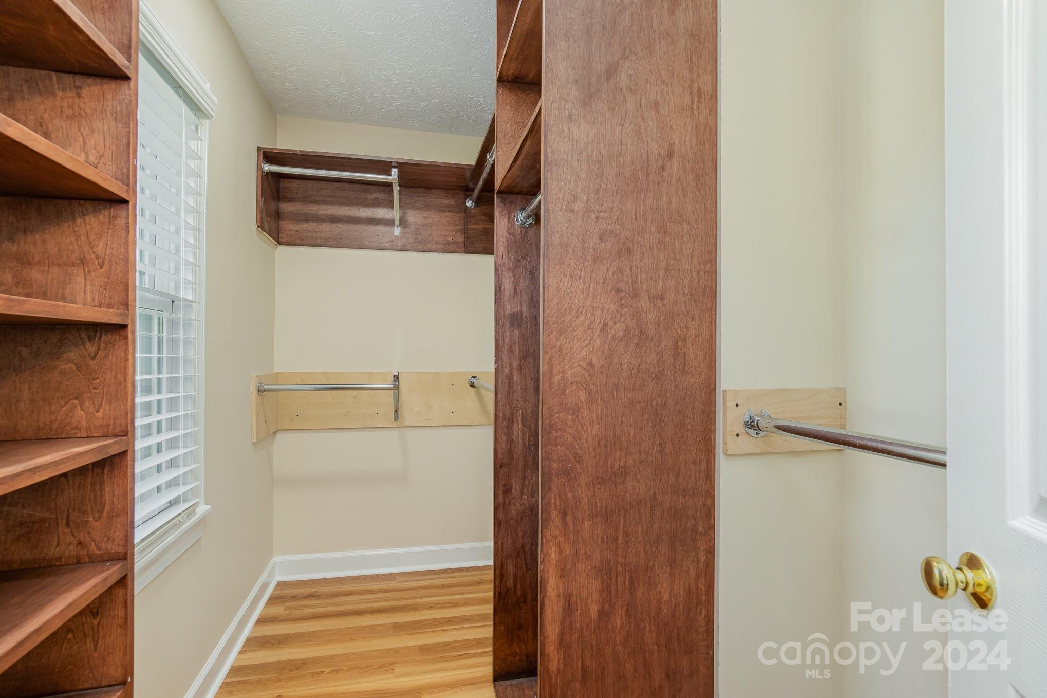 8519 Middleton Circle Property Photo 14