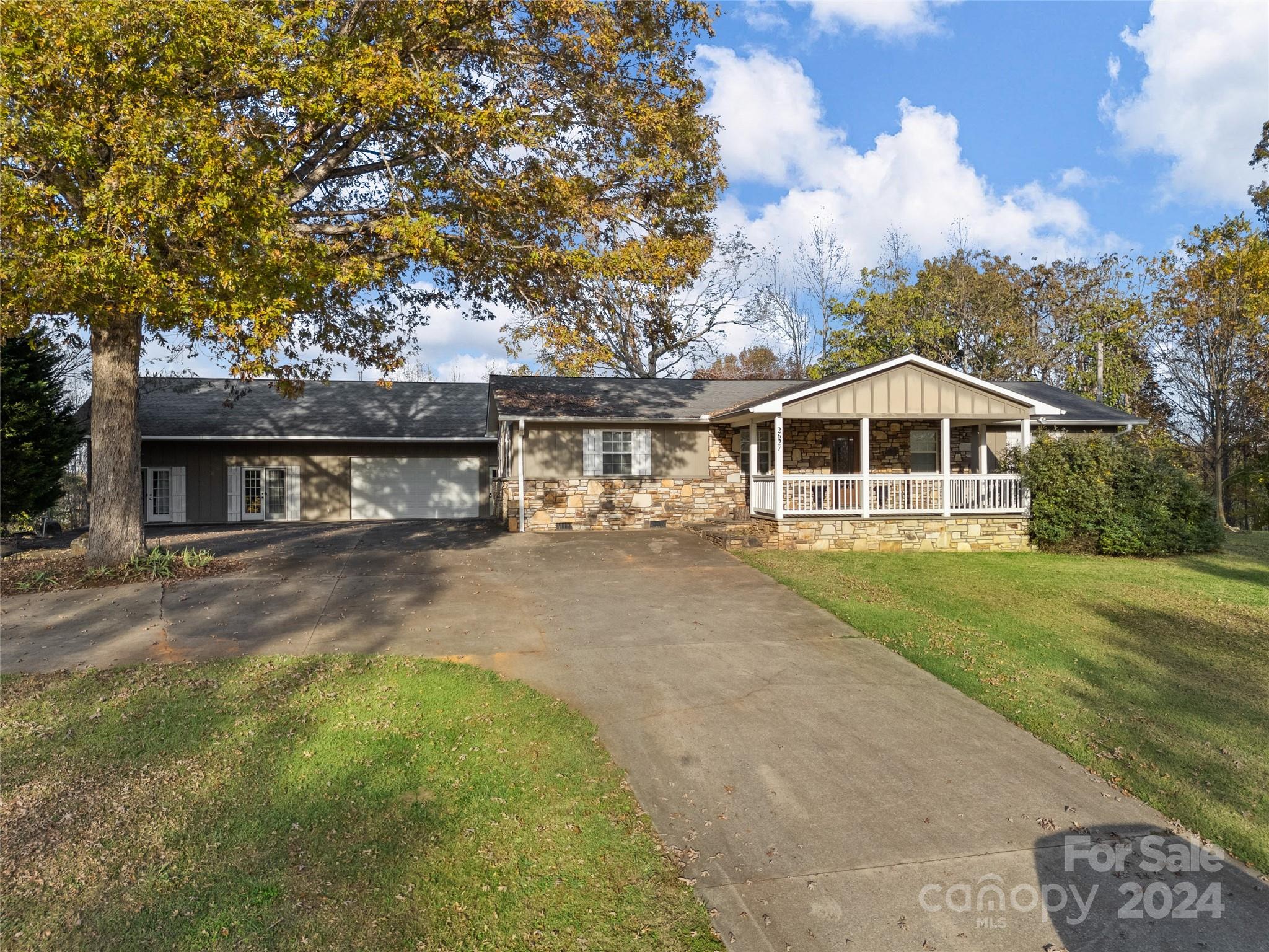 2627 Pea Ridge Road Property Photo 2