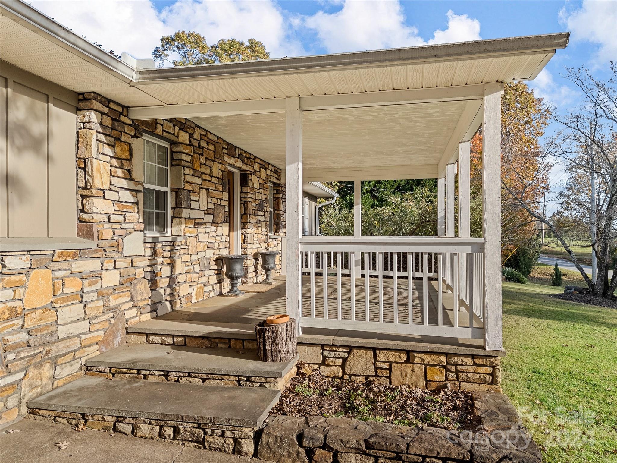 2627 Pea Ridge Road Property Photo 3