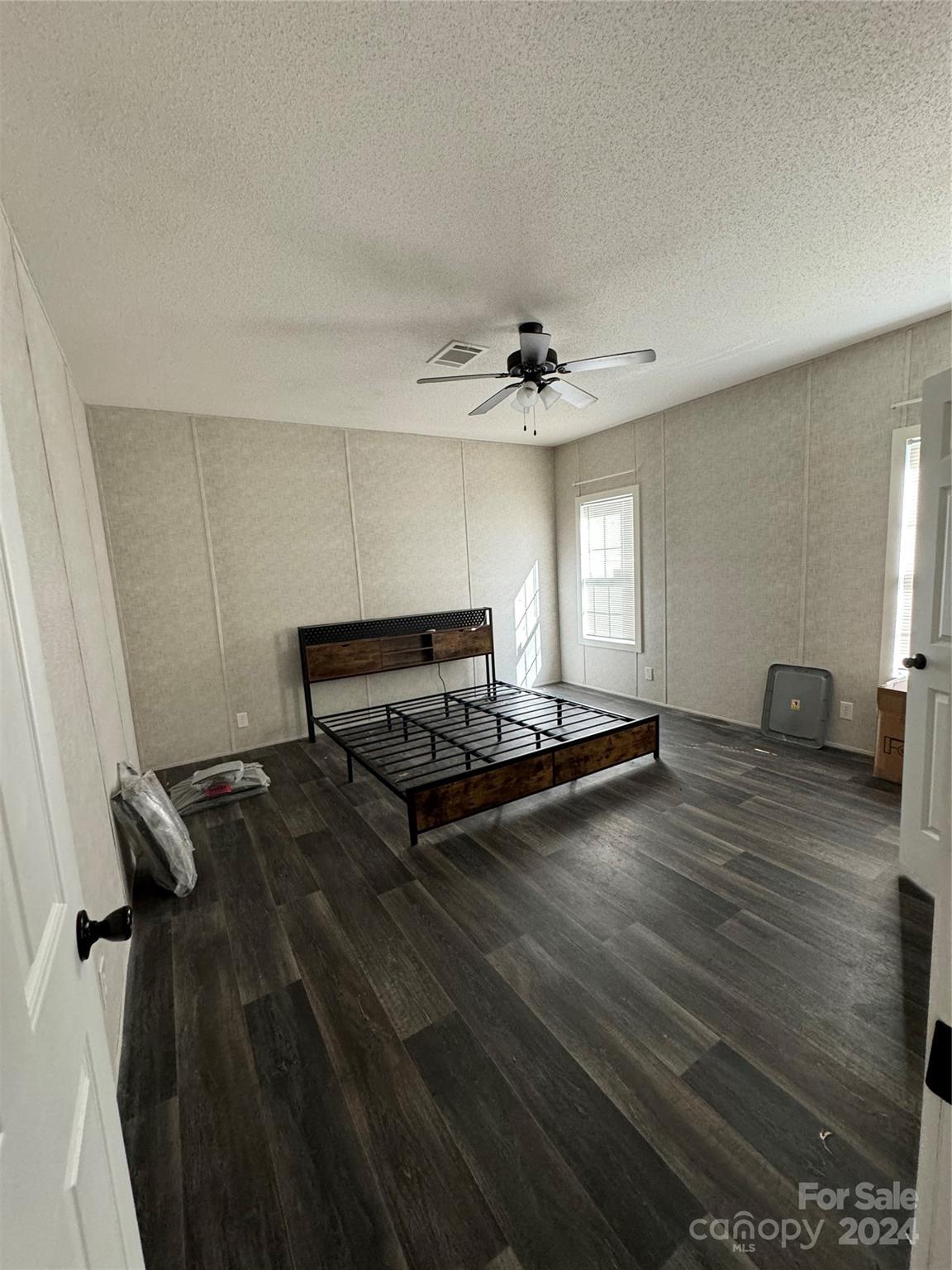 3960 Travellers Road Property Photo 14