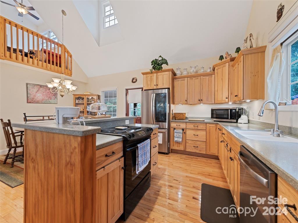 12 Belisle Lane Property Photo 13