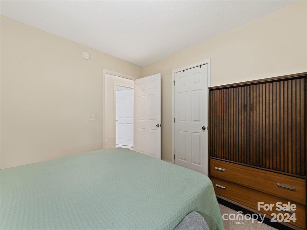 12 Belisle Lane Property Photo 19