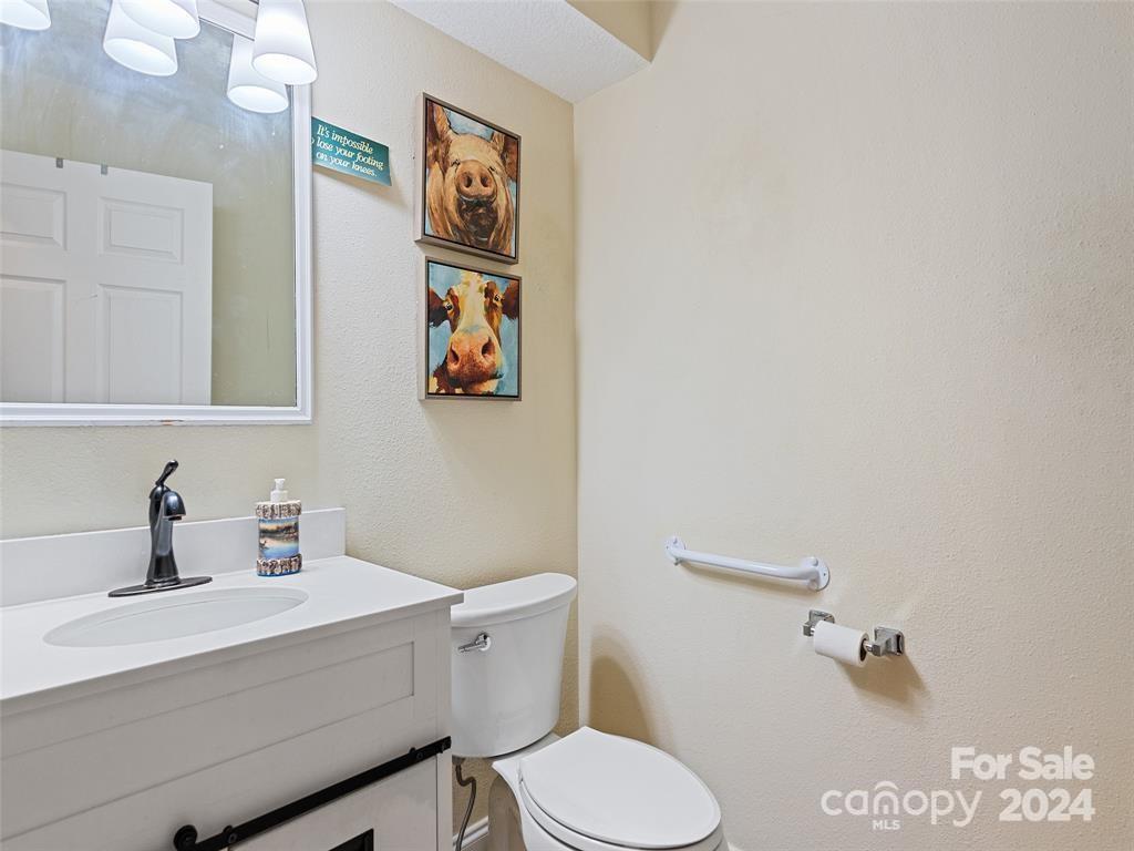 12 Belisle Lane Property Photo 20