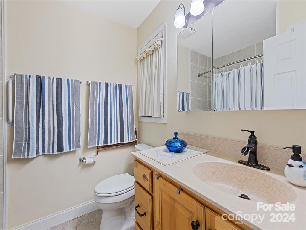 12 Belisle Lane Property Photo 23