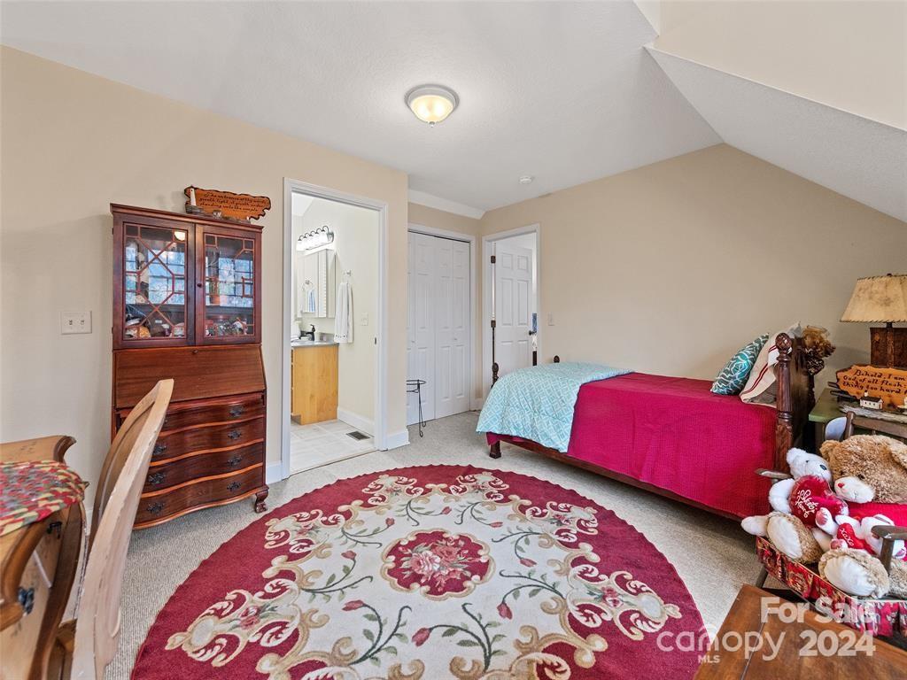 12 Belisle Lane Property Photo 25