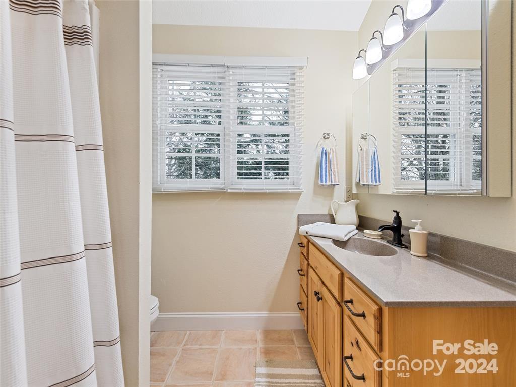 12 Belisle Lane Property Photo 27