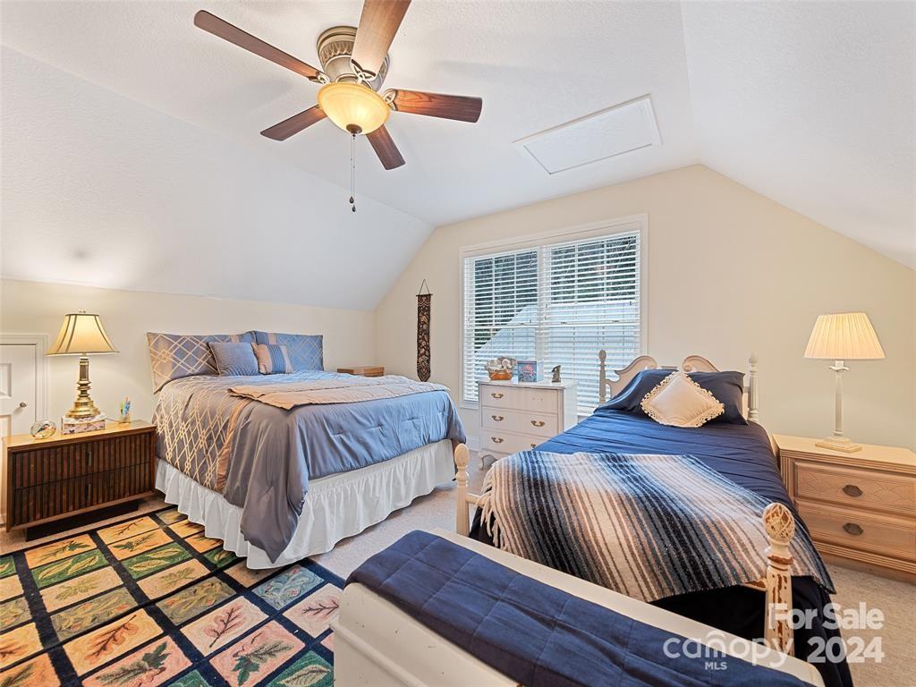 12 Belisle Lane Property Photo 29