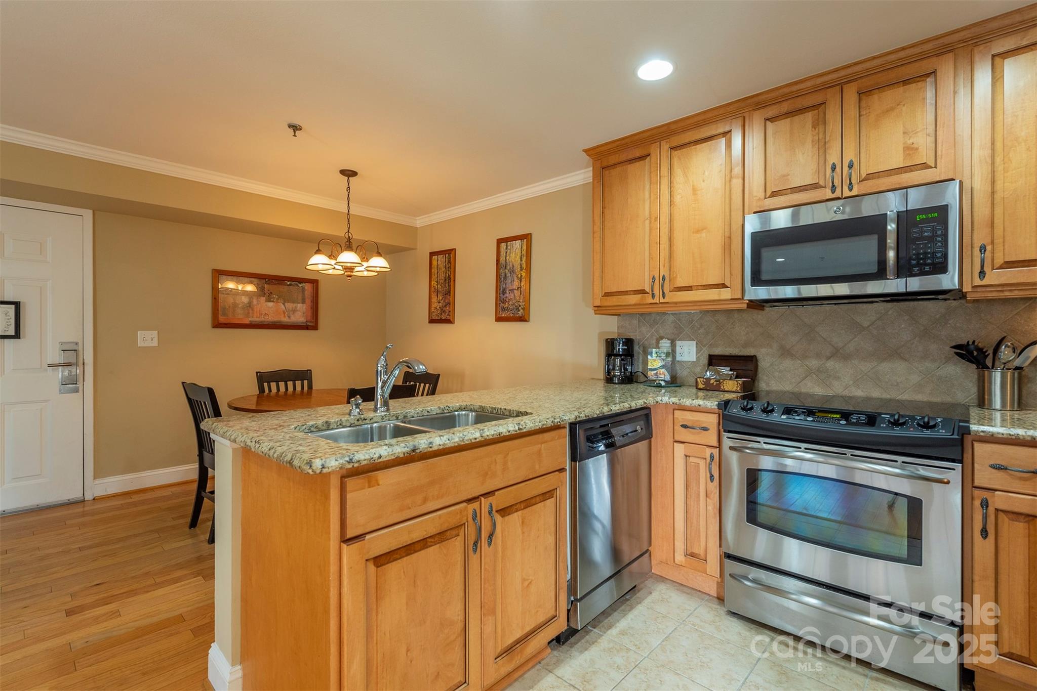 303 Bowling Park Road Property Photo 14