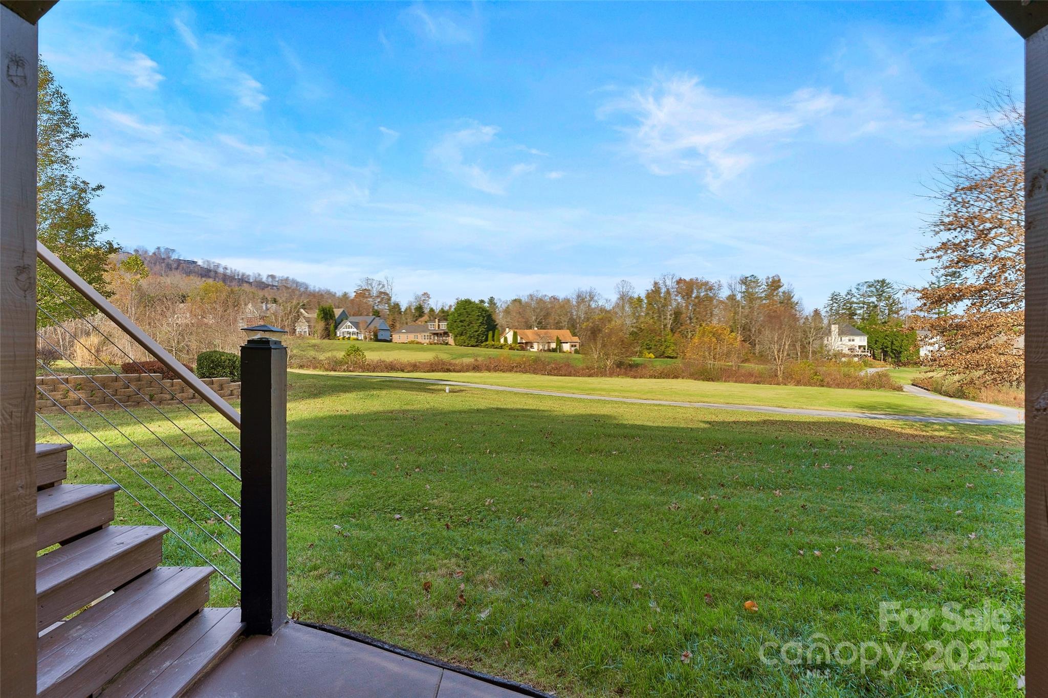 160 Fairway Falls Road Property Photo 6