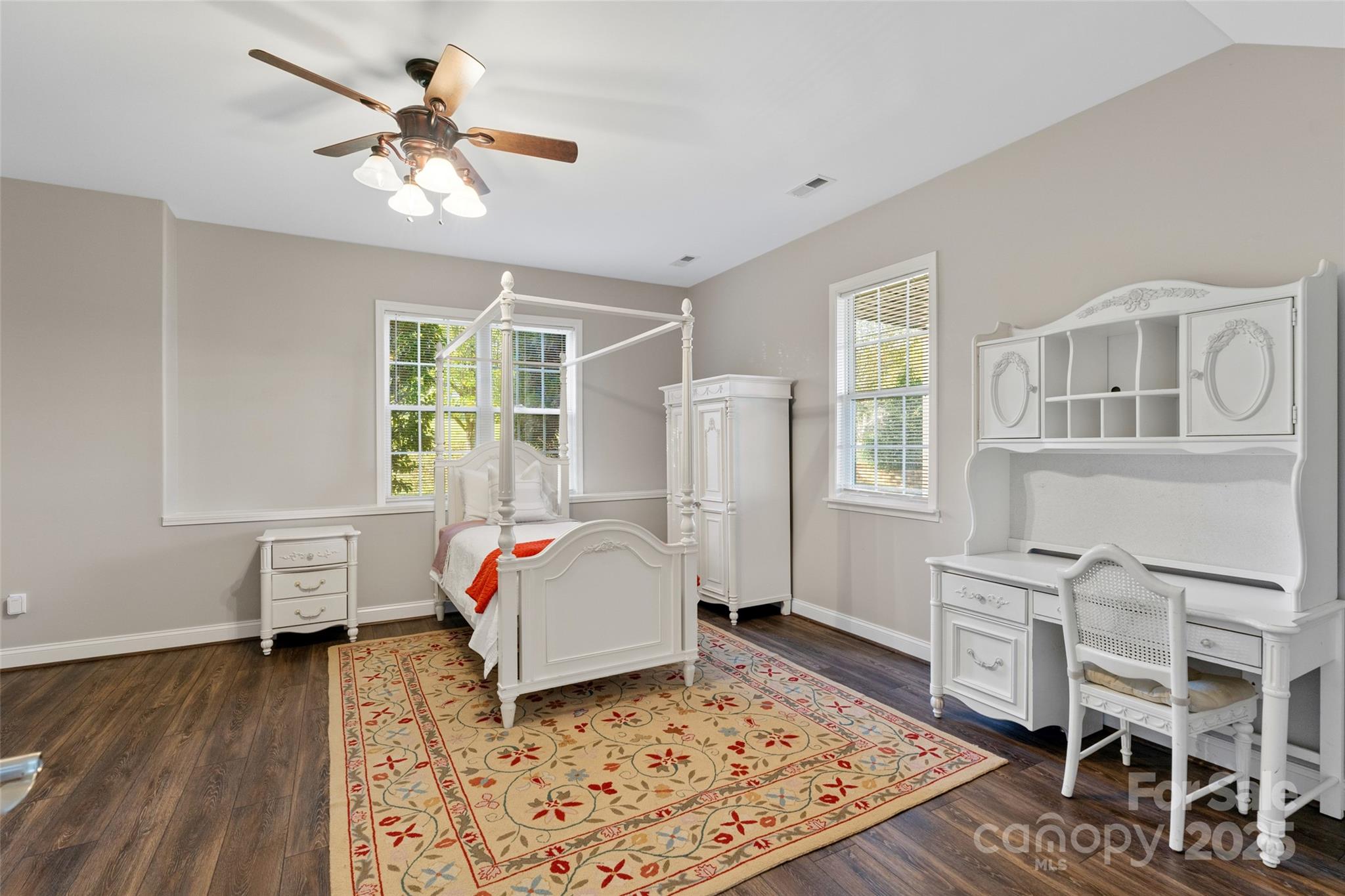160 Fairway Falls Road Property Photo 32