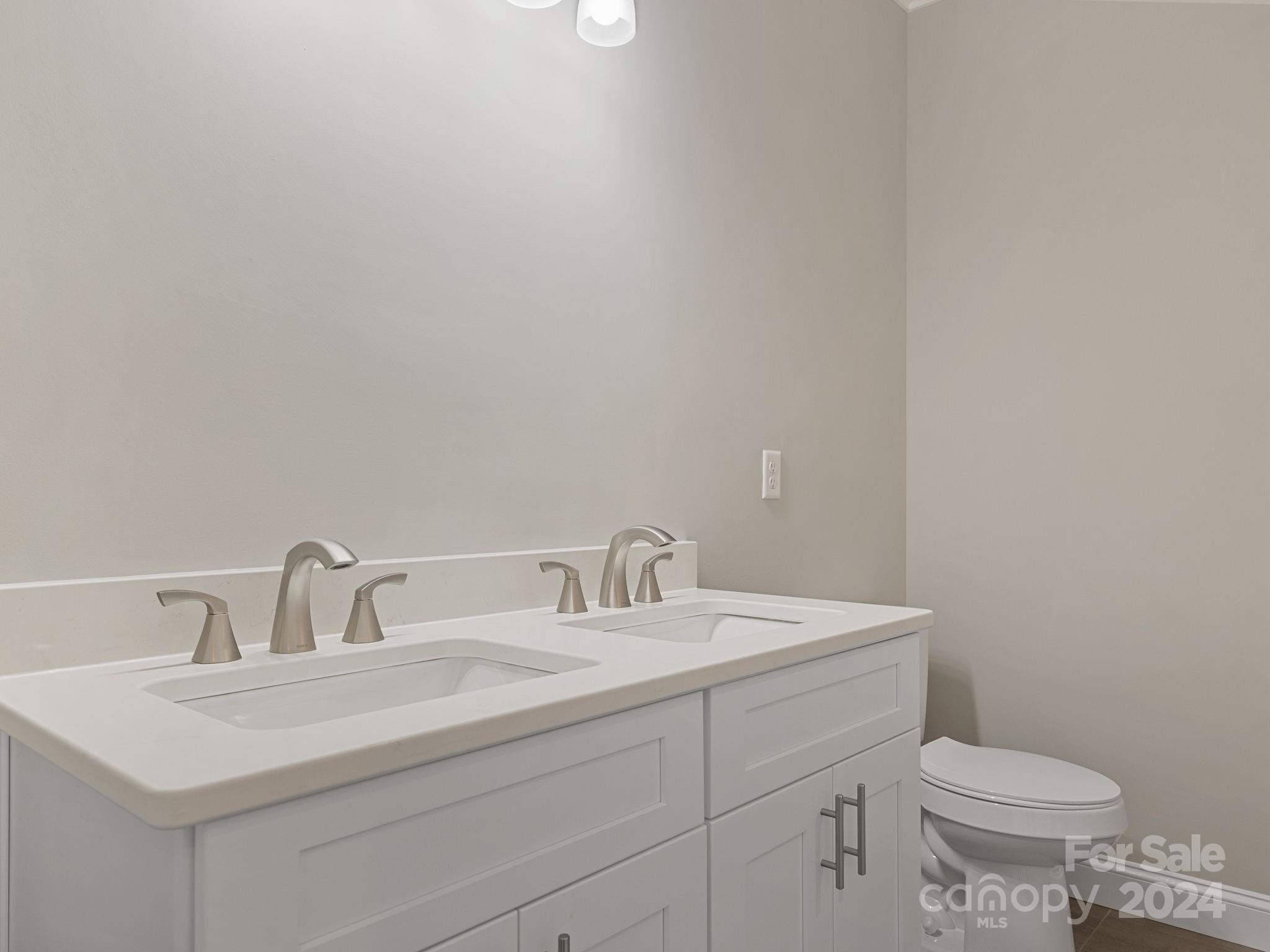 291 Robbins Road Property Photo 32