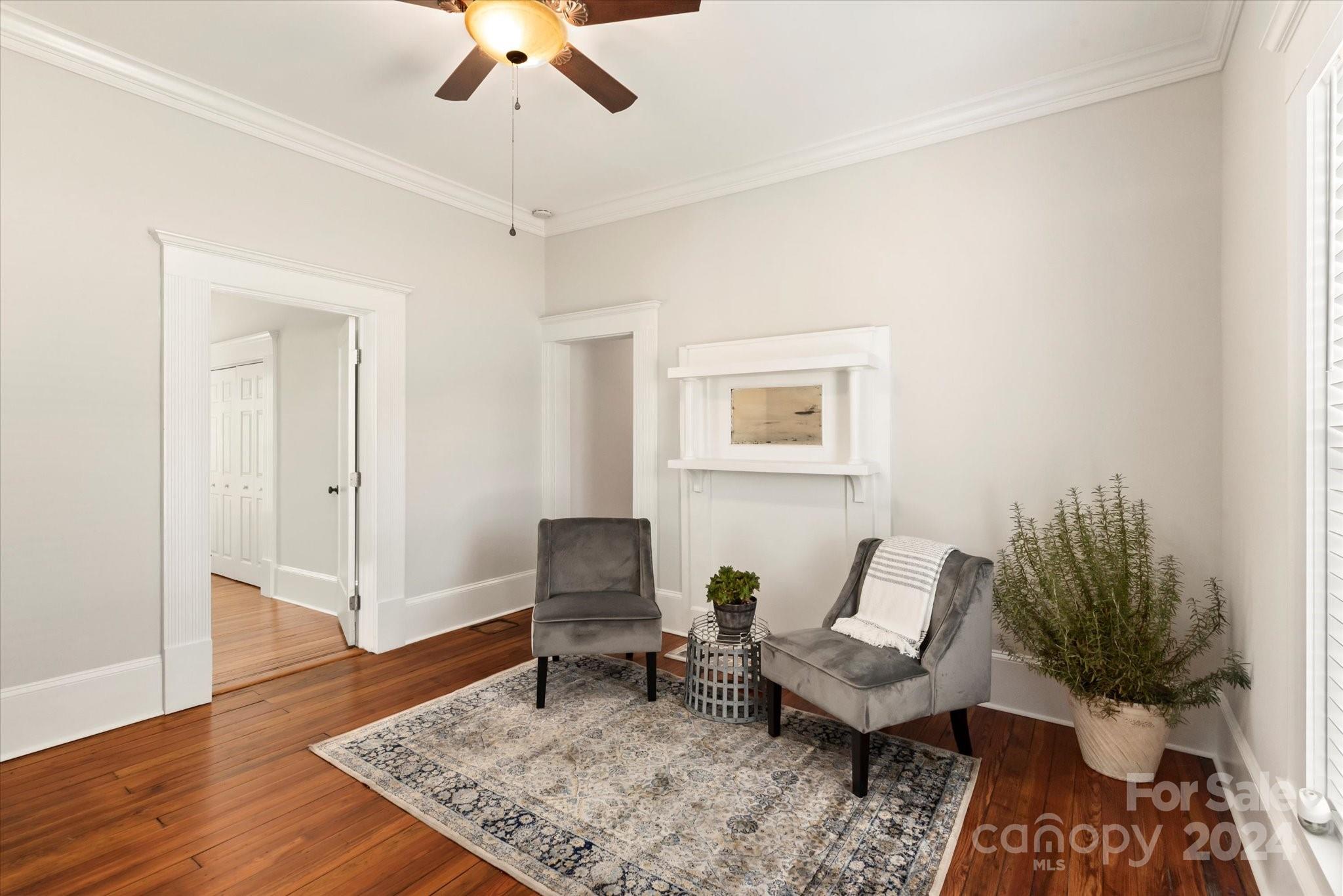 1721 Pegram Street Property Photo 6