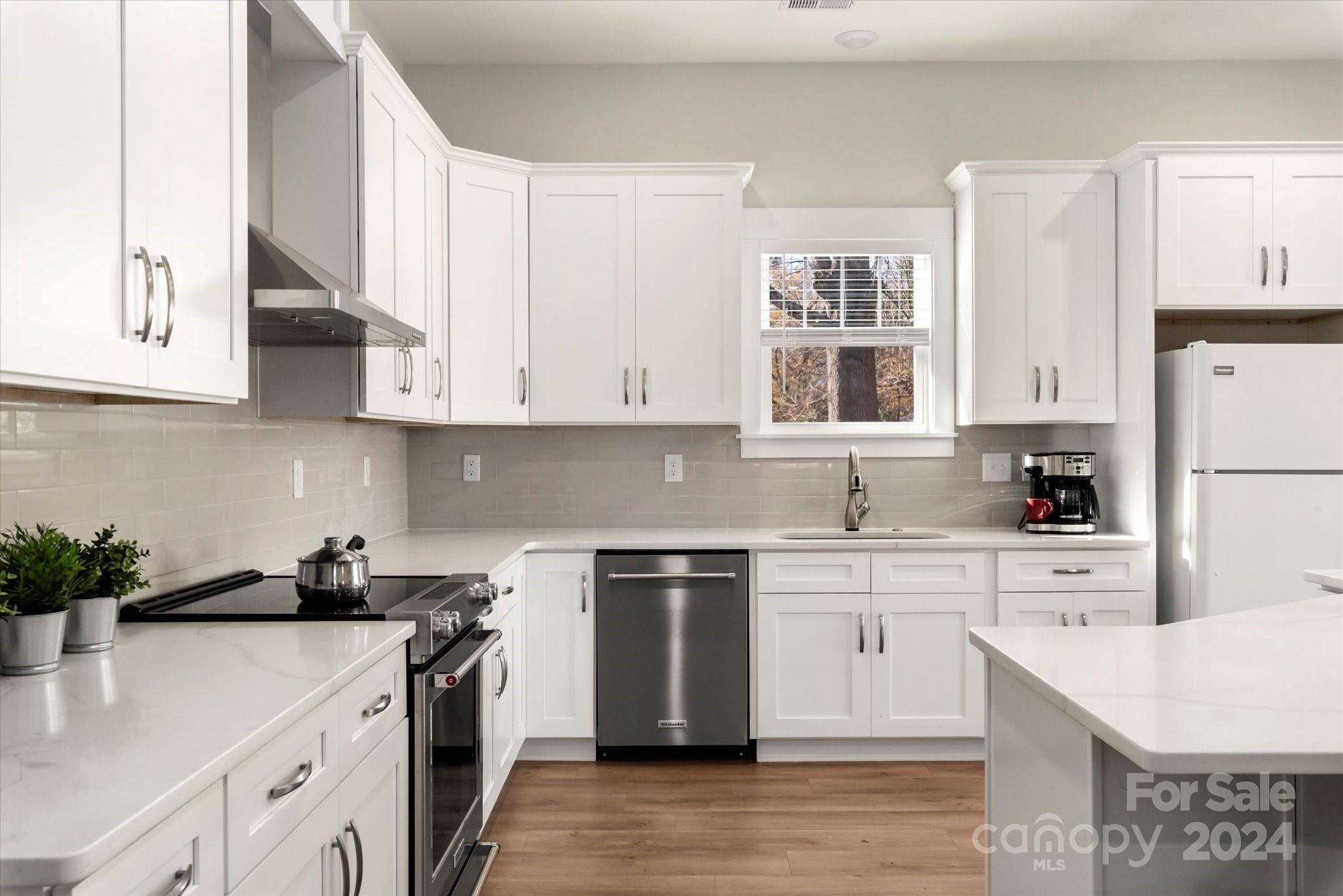 1721 Pegram Street Property Photo 25