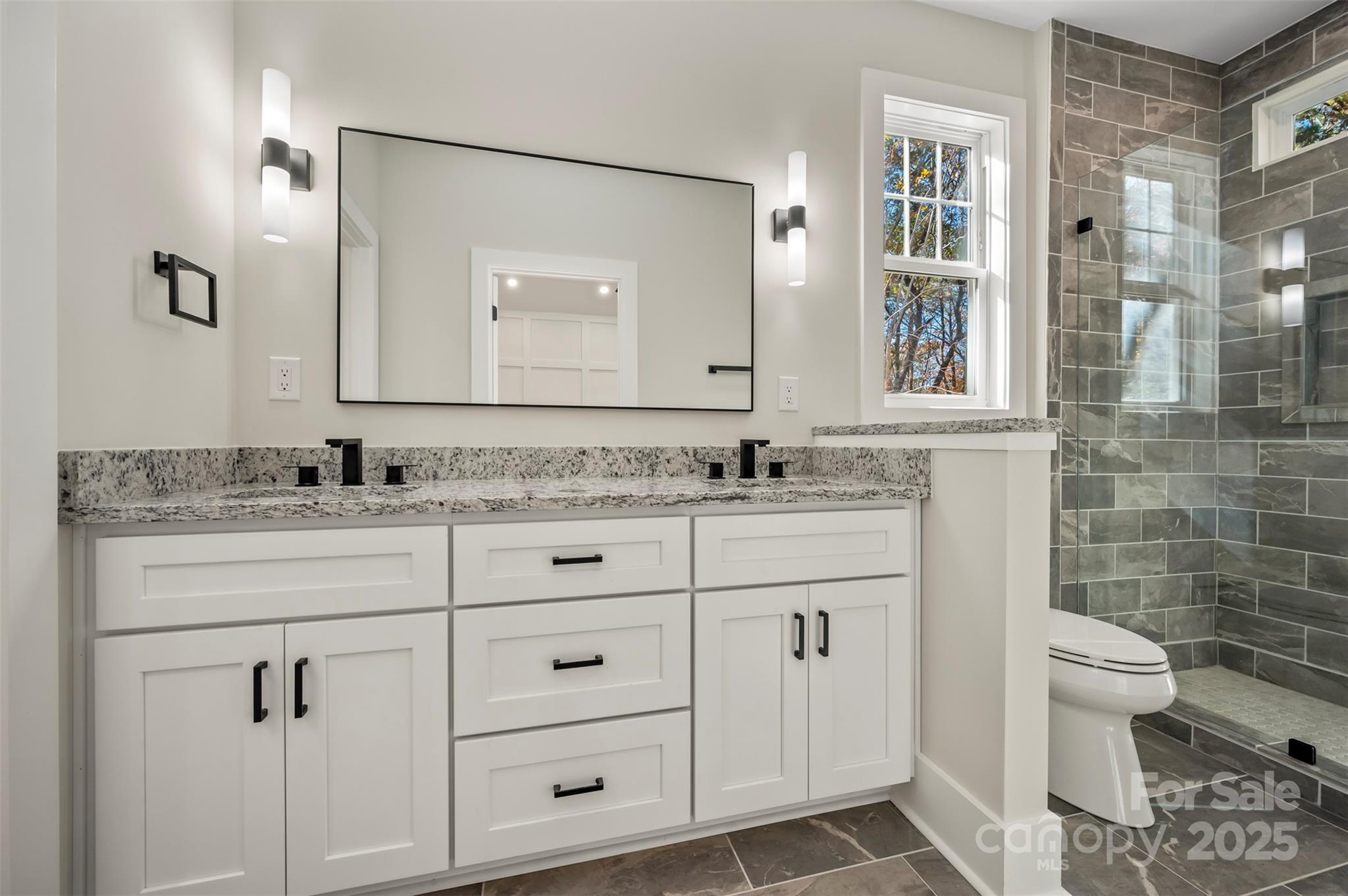 492 Mountain View Drive Property Photo 18