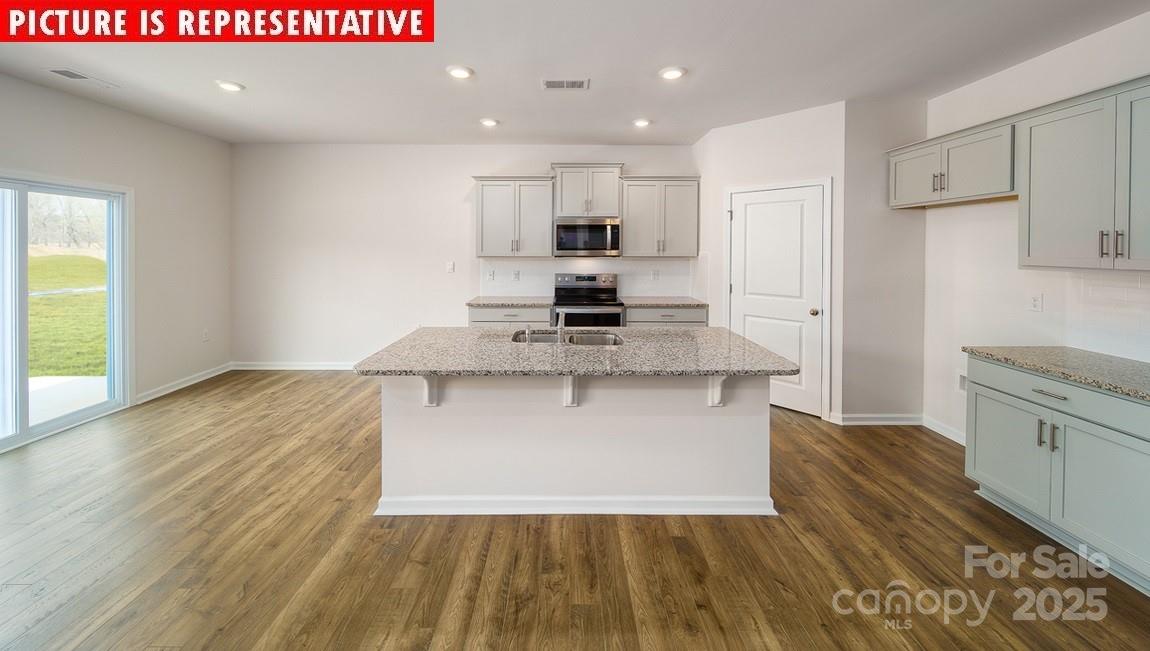 3861 Cullen Meadows Drive Property Photo 3
