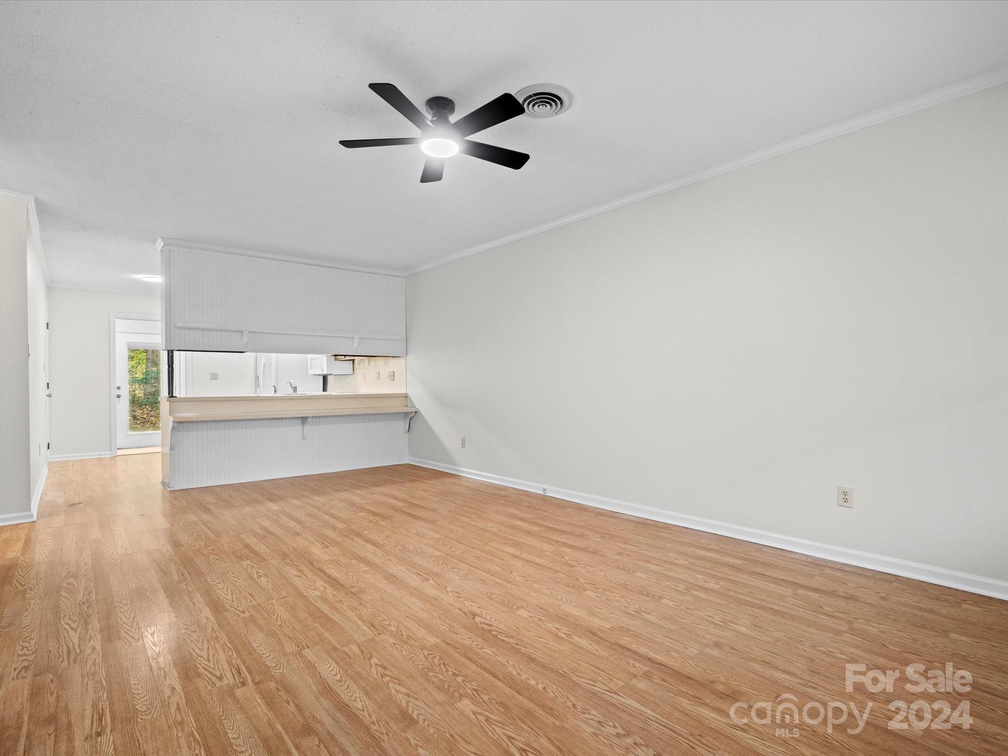 124 Ashleigh Court Property Photo 5