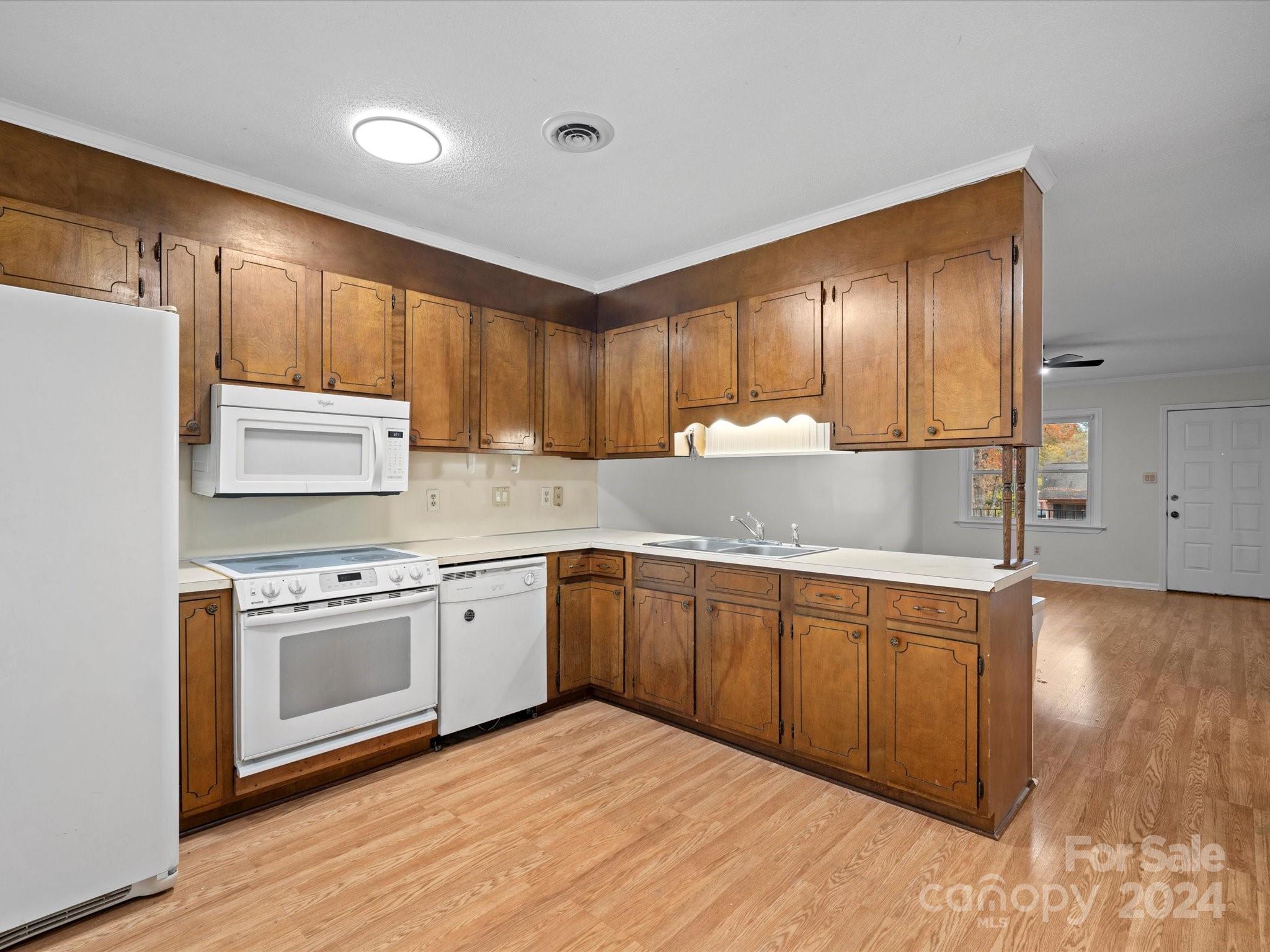 124 Ashleigh Court Property Photo 10
