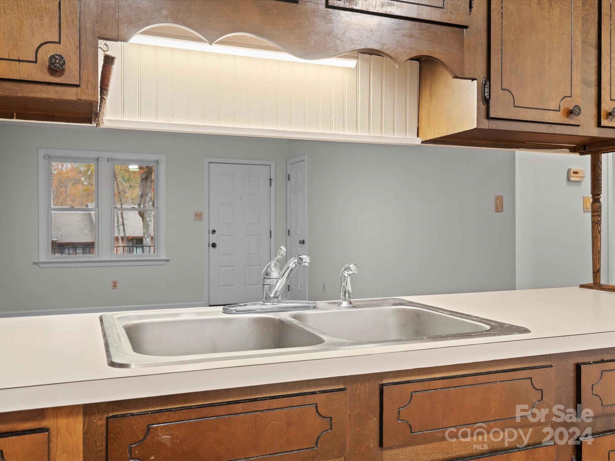 124 Ashleigh Court Property Photo 12