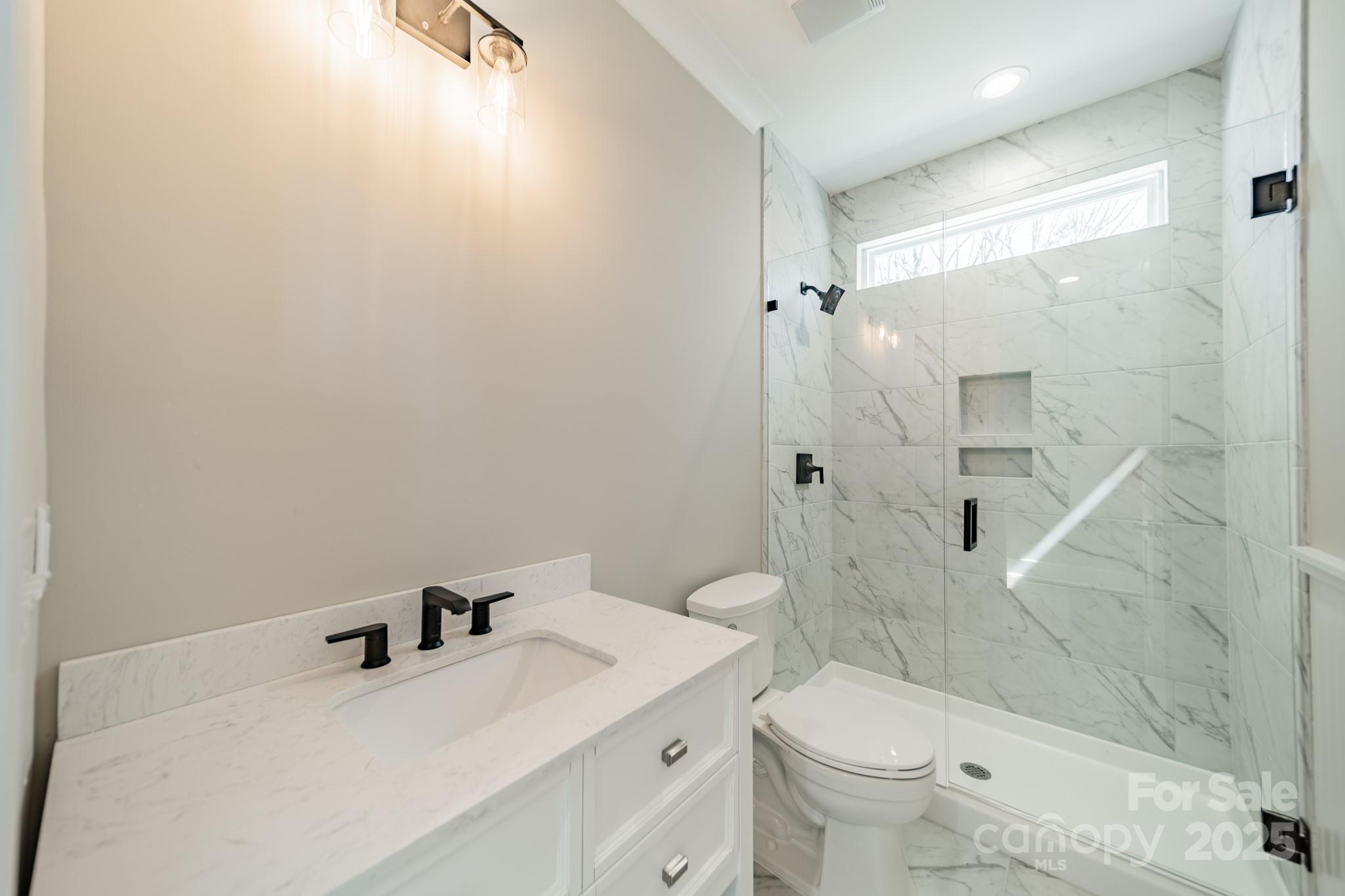 149 Pinewood Street Property Photo 12