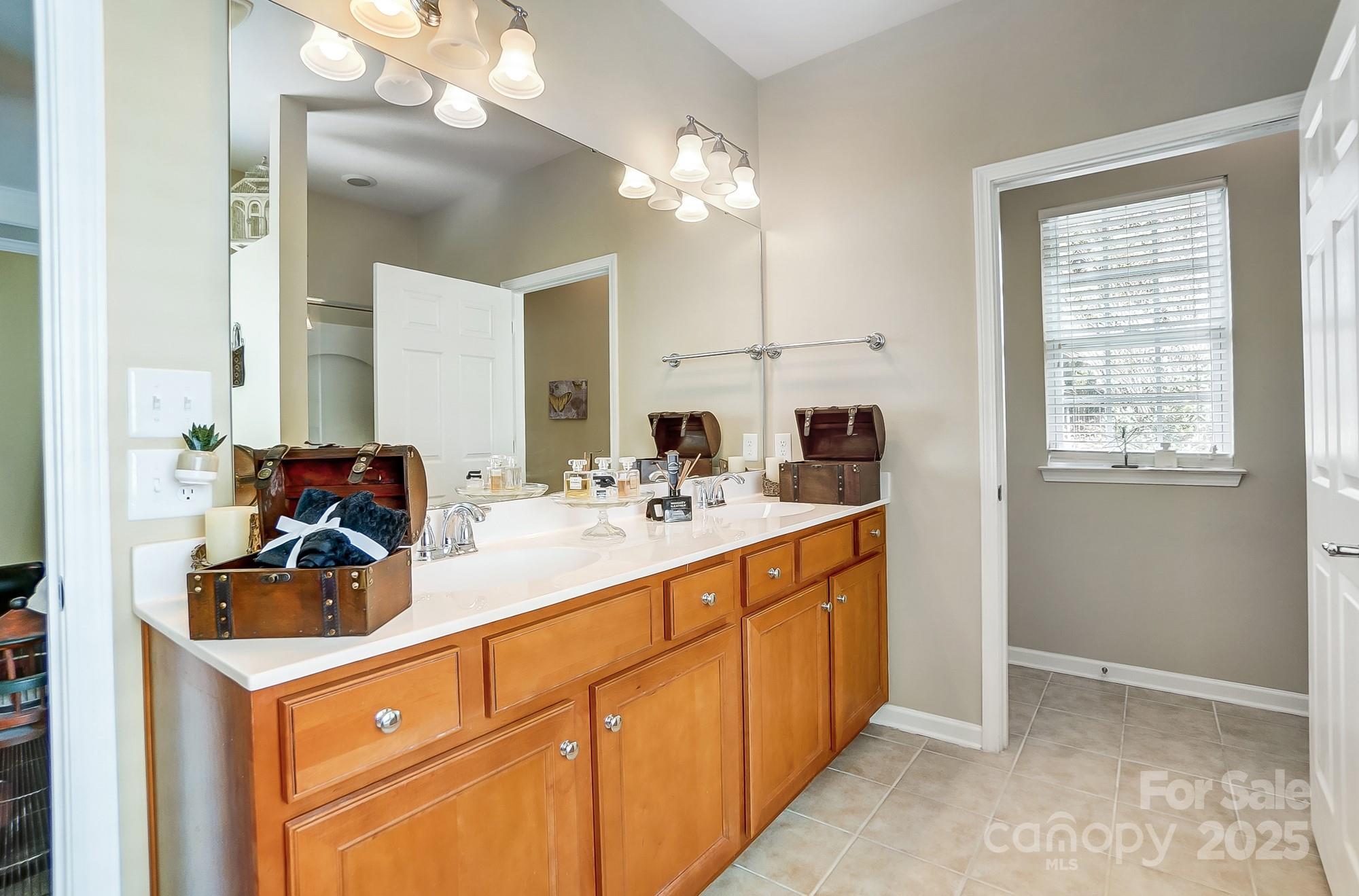 2221 Hartwell Lane Property Photo 19