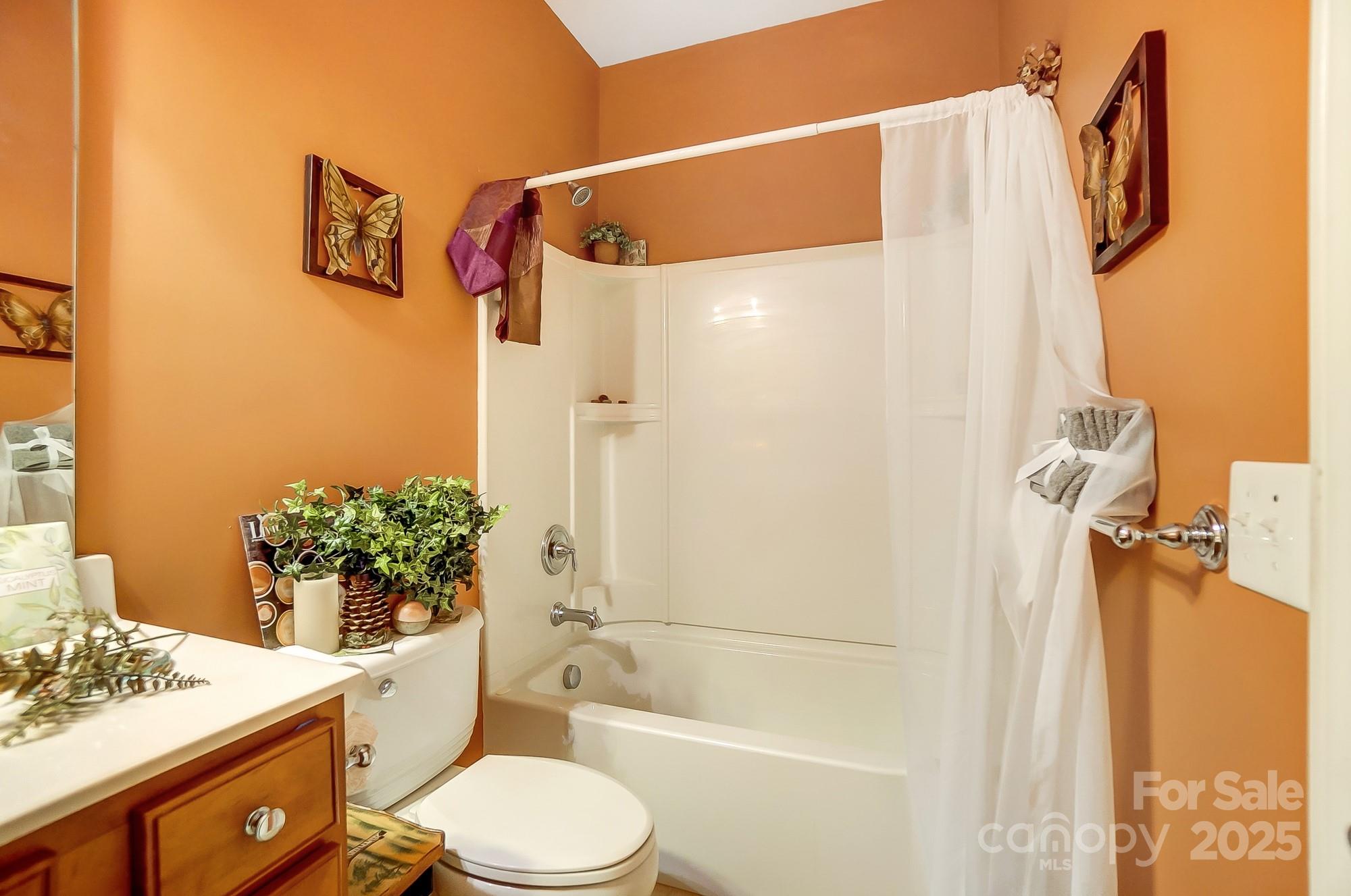2221 Hartwell Lane Property Photo 24