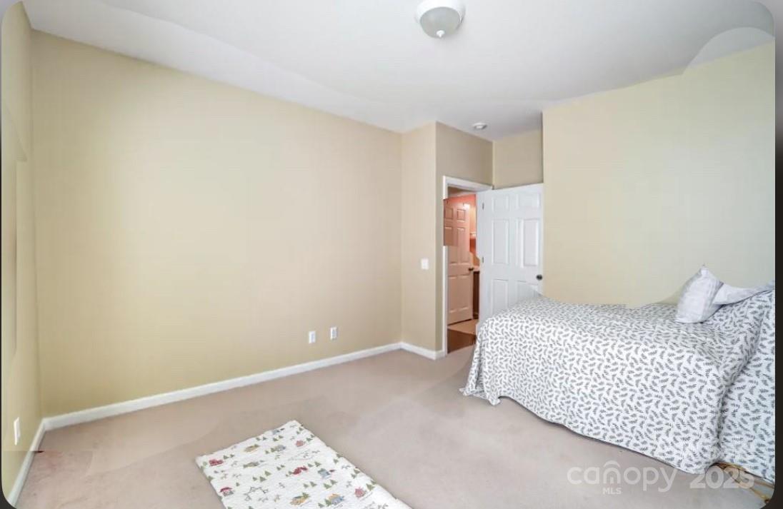 2221 Hartwell Lane Property Photo 26