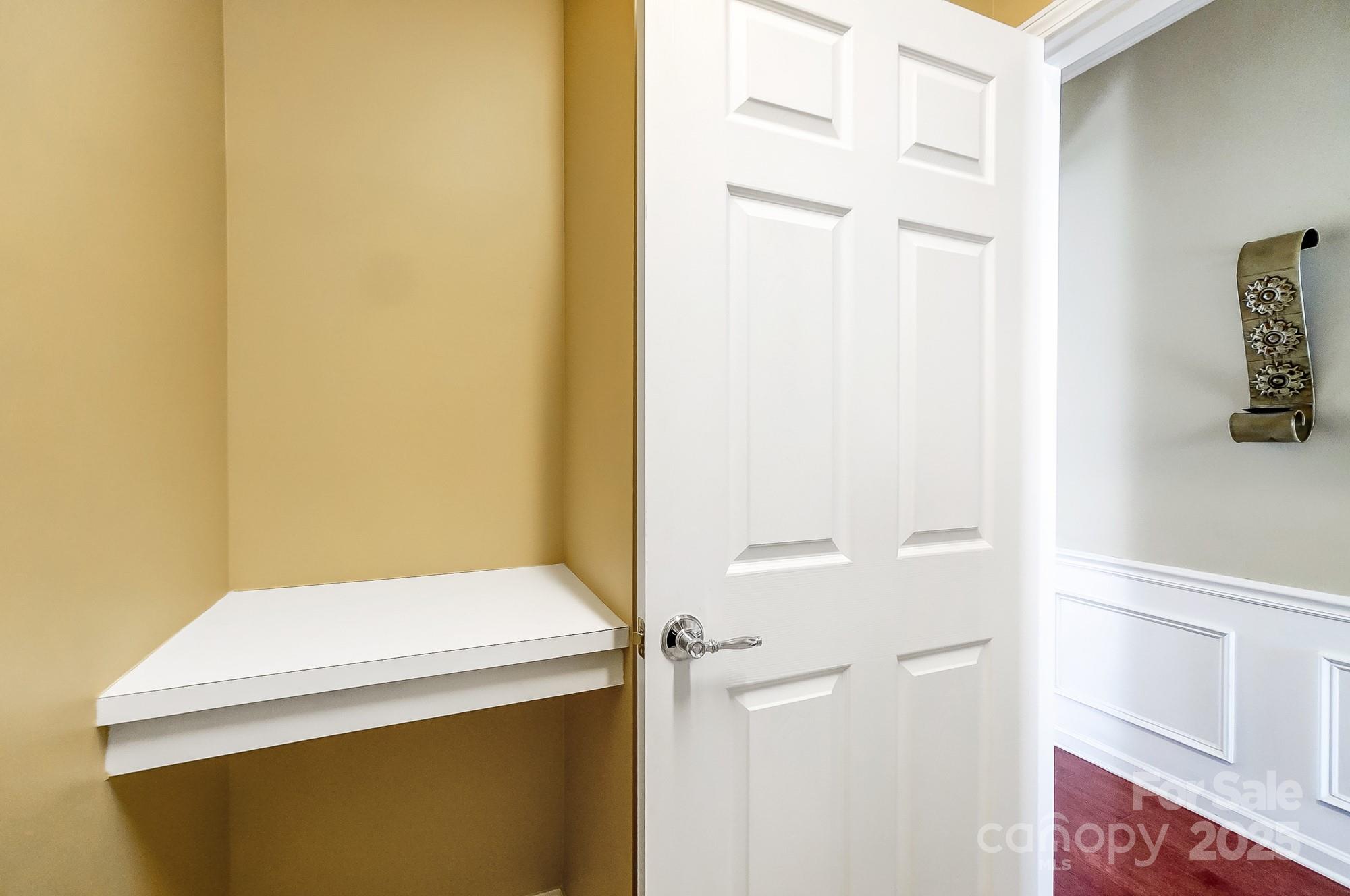 2221 Hartwell Lane Property Photo 28