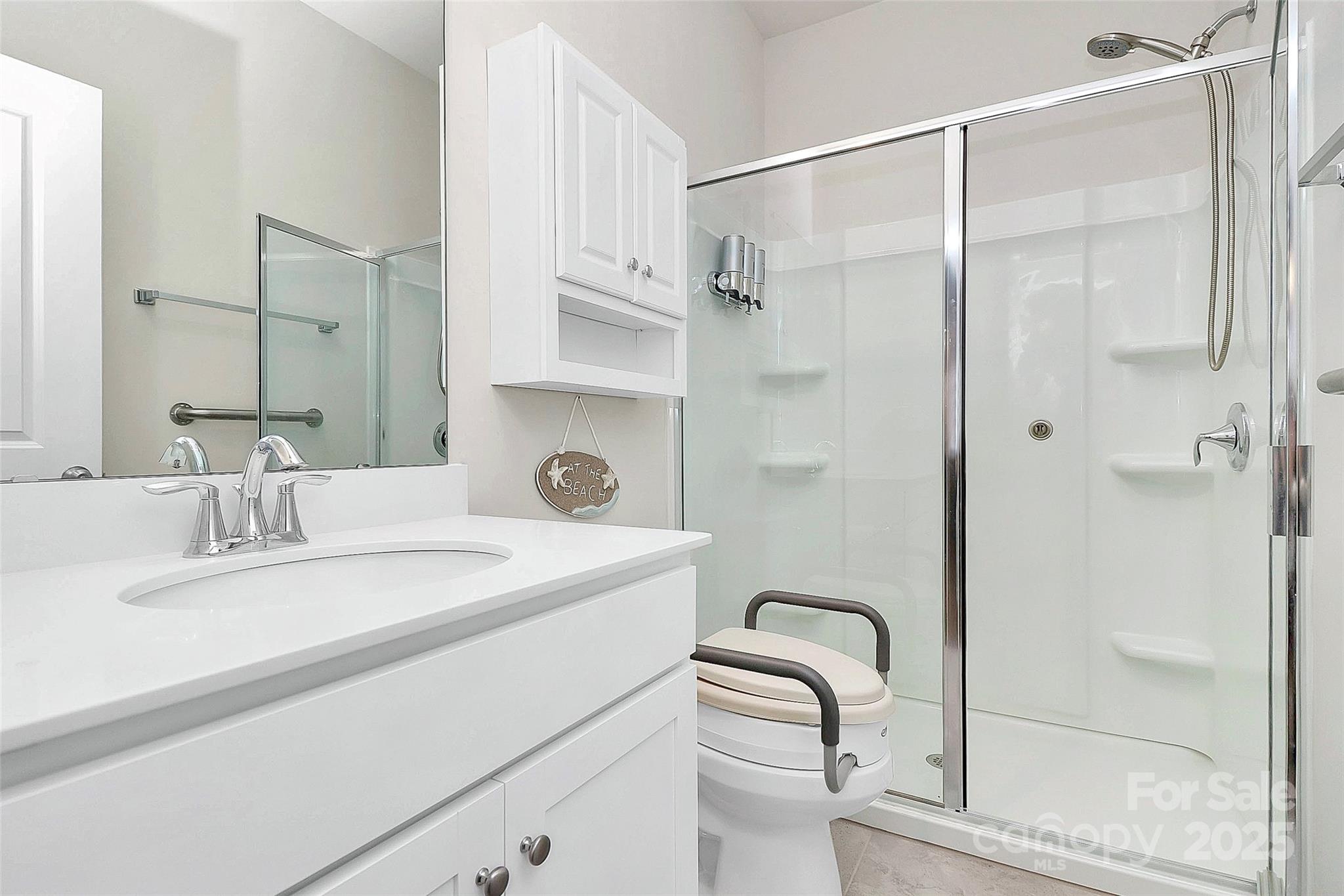 913 Deep River Way Property Photo 22
