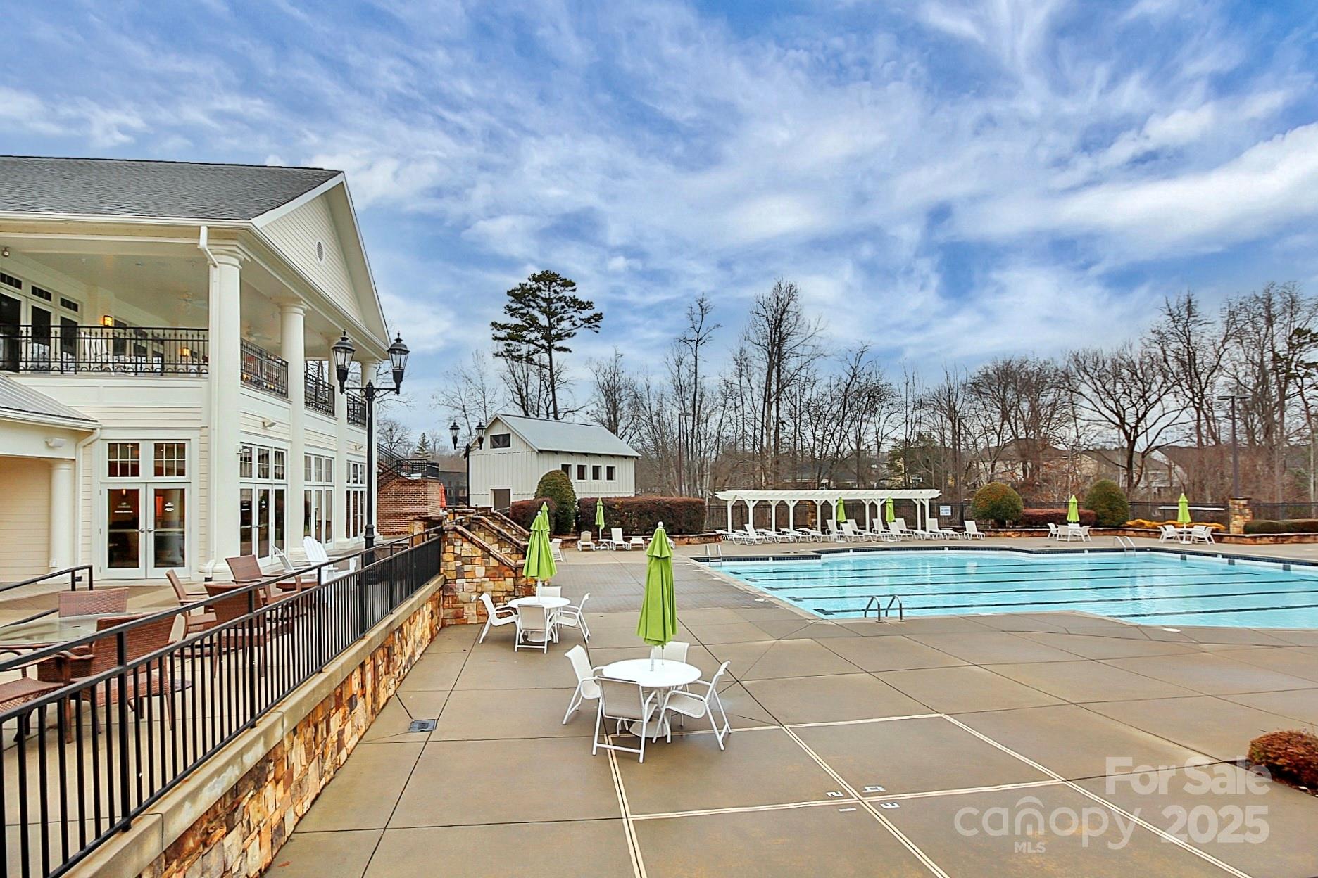 913 Deep River Way Property Photo 43