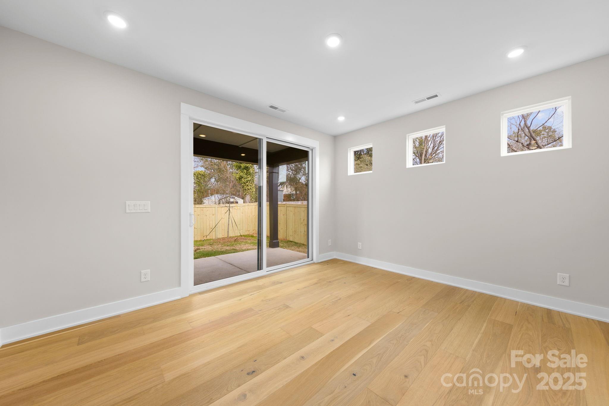 2205 Catalina Avenue Property Photo 17